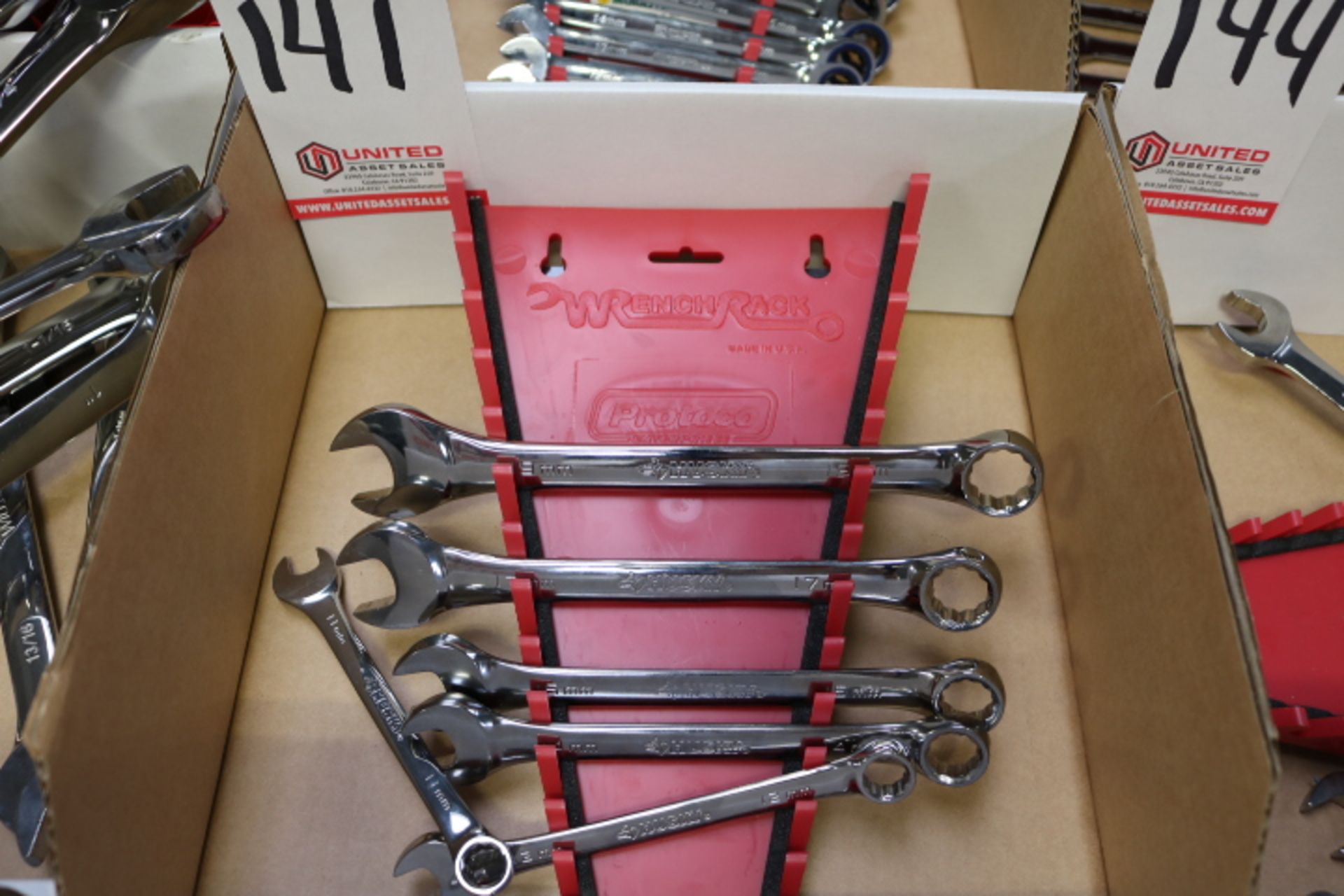 LOT - HUSKY METRIC WRENCHES