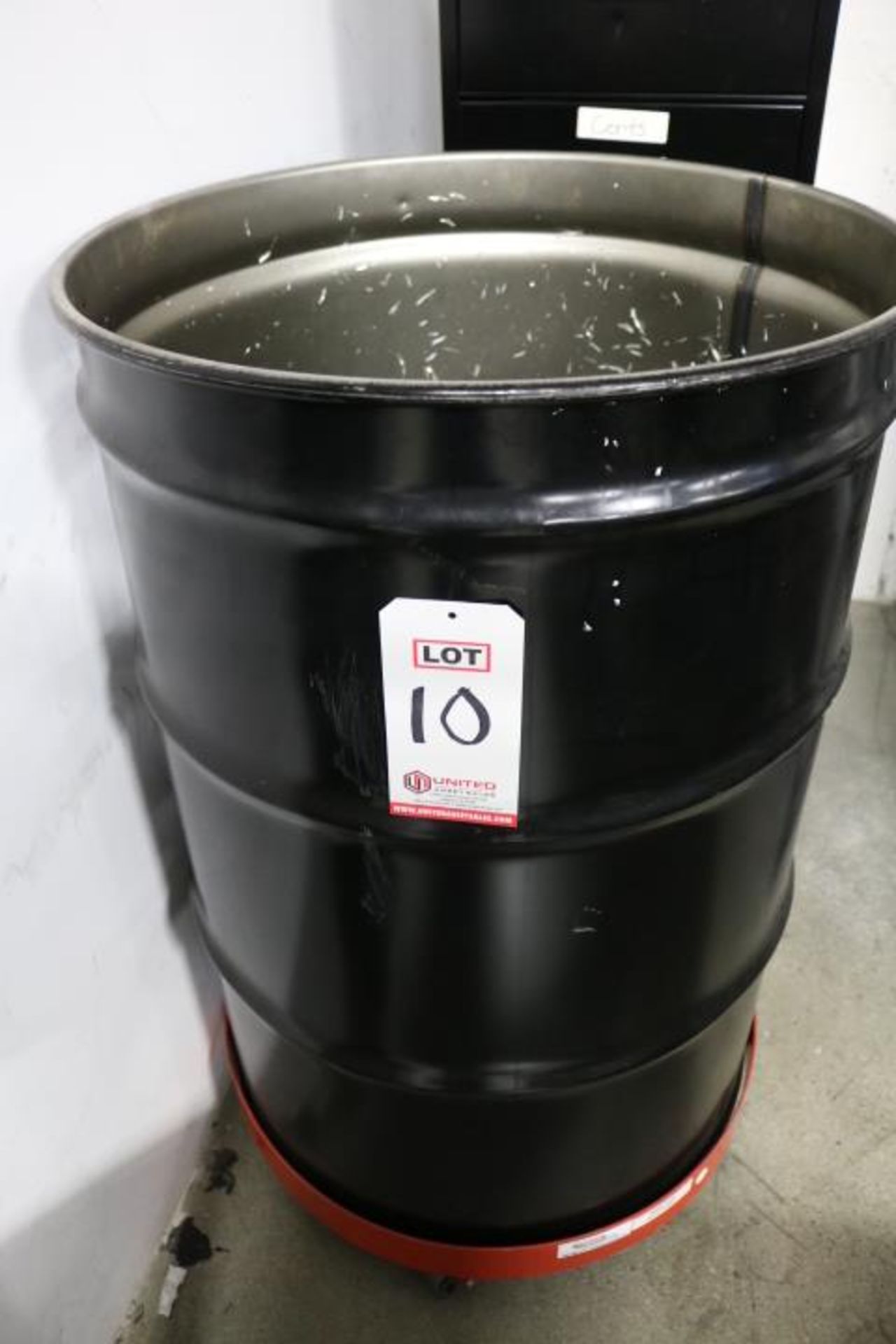 55 GALLON DRUM CONTAINING ALUMINUM CHIPS, W/ DOLLY