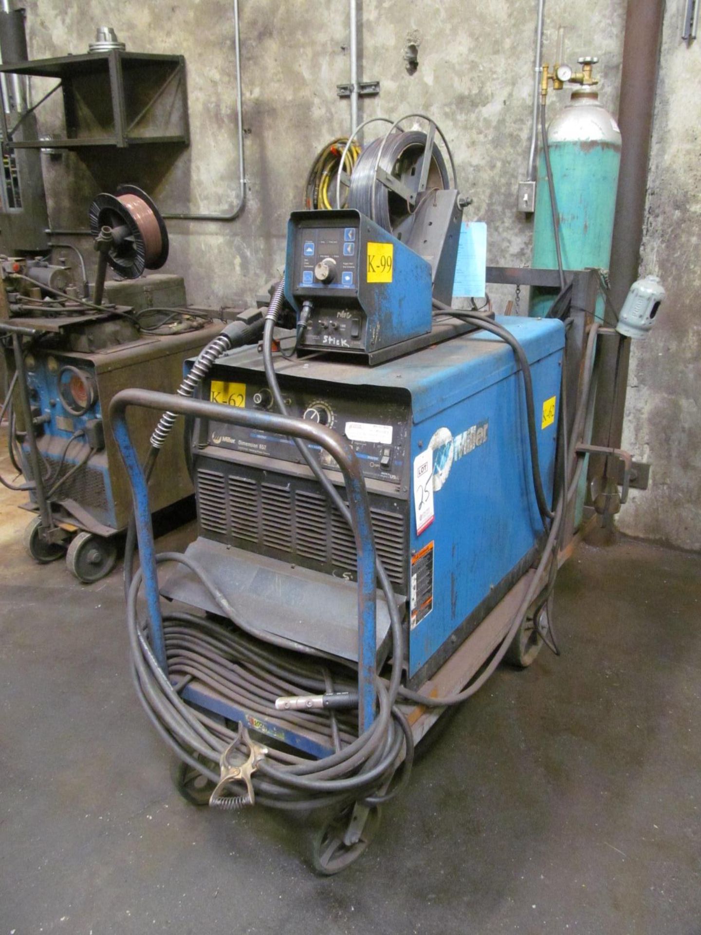 MILLER DIMENSION 652 MIG WELDER, S-74DX WIRE FEEDER, S/N LA286712