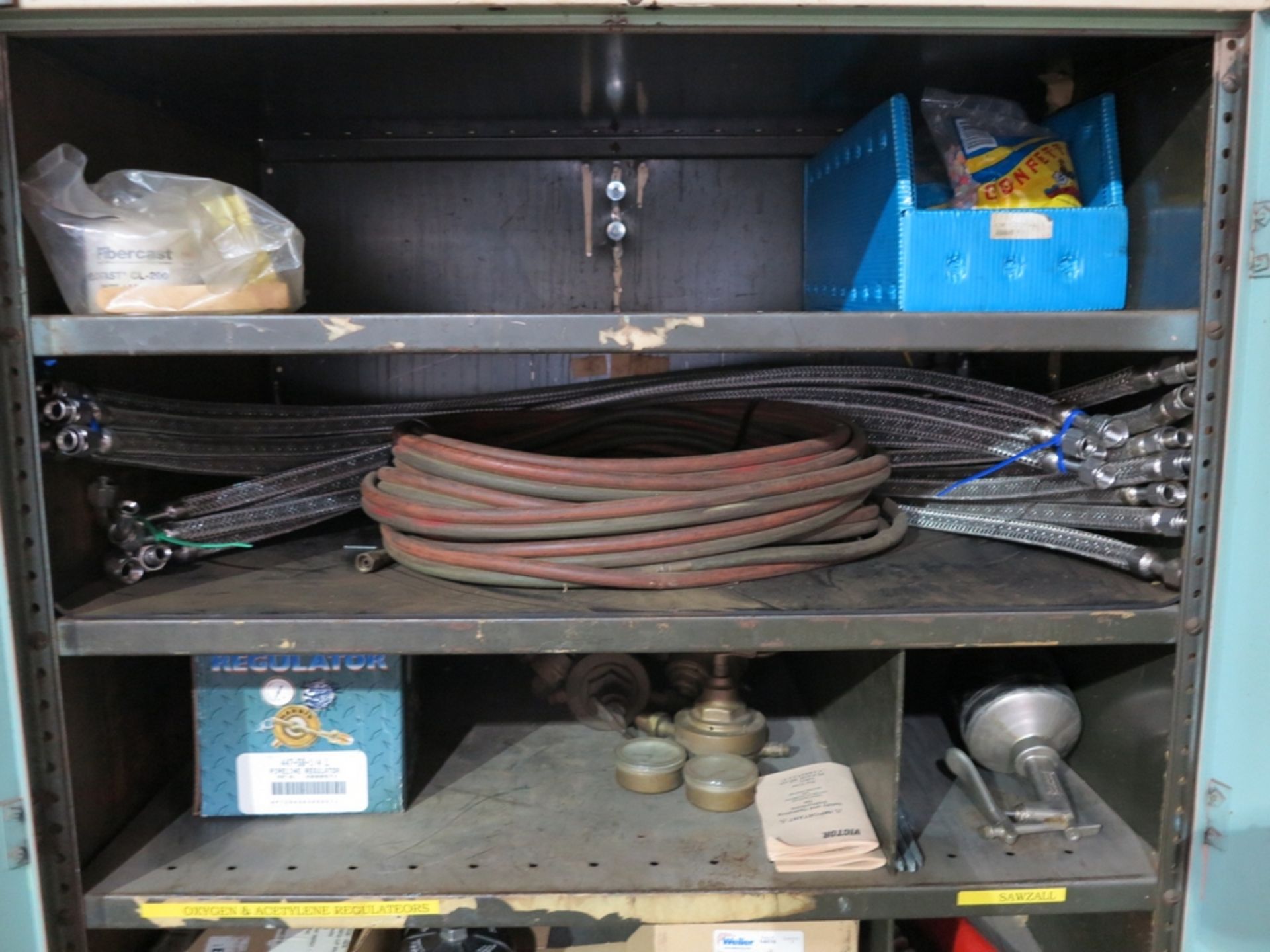 4-DOOR STORAGE CABINET W/ CONTENTS OF SS BRAIDED HOSE, OXY-ACETYLENE HOSE, REGULATORS, 6" WIRE CUP - Image 2 of 4