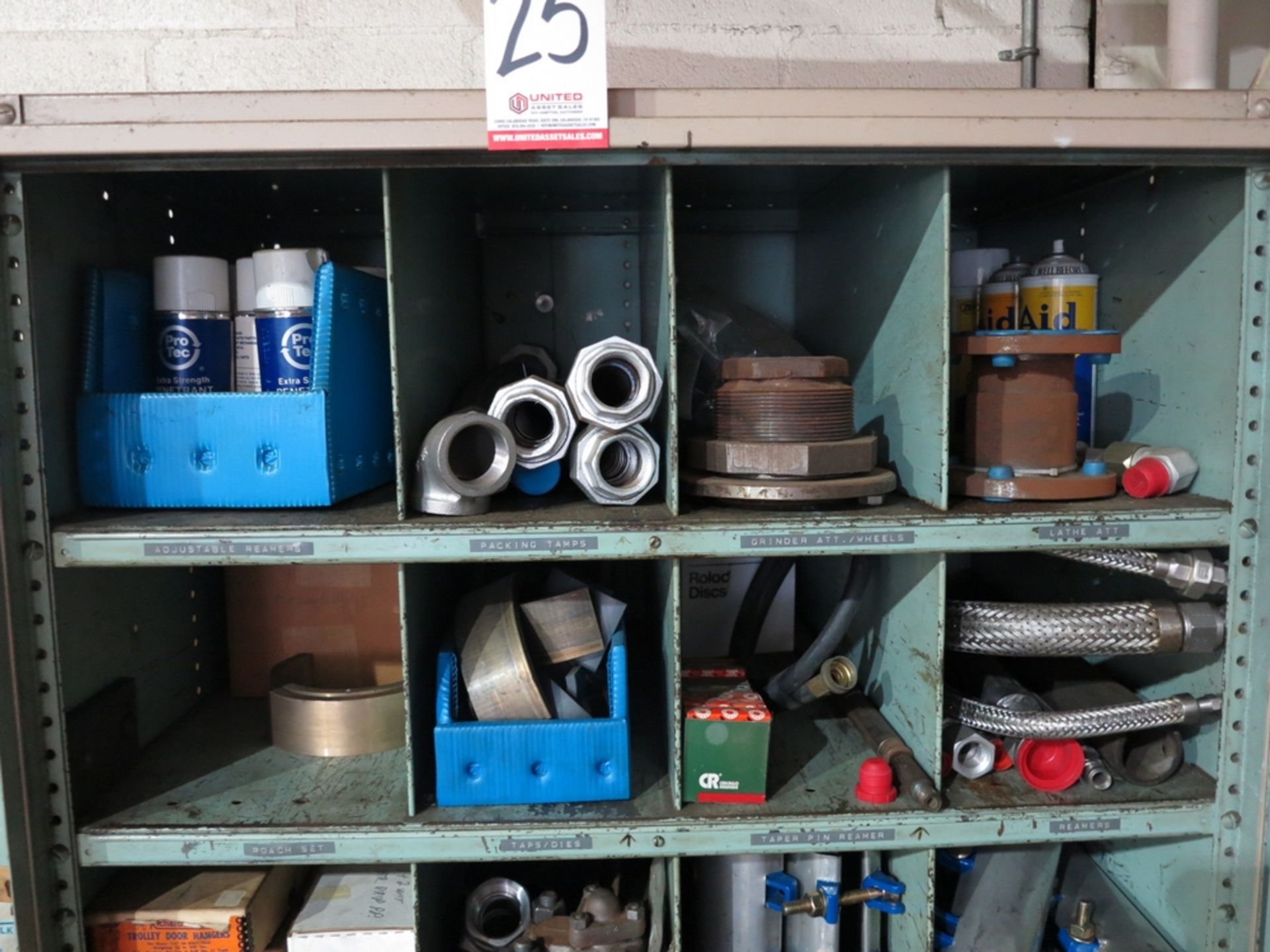 2-DOOR STORAGE CABINET W/ CONTENTS OF PUMP PARTS, FLANGE KITS, PIPE SLEEVES, COUPLINGS, ABRASIVE - Image 2 of 5