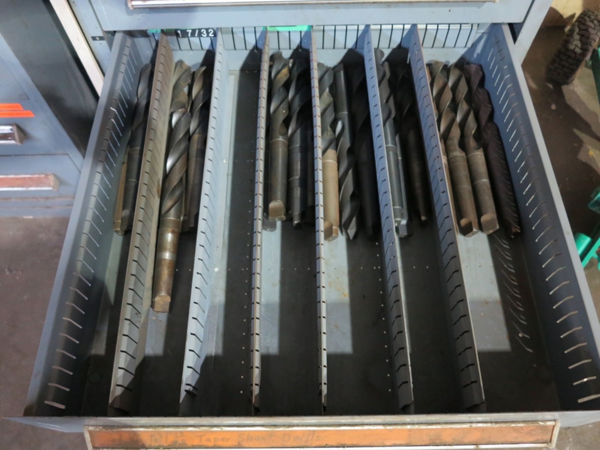 STANLEY VIDMAR 9-DRAWER TOOL CABINET W/ CONTENTS OF TAPER DRILLS AND SLEEVES - Image 8 of 10