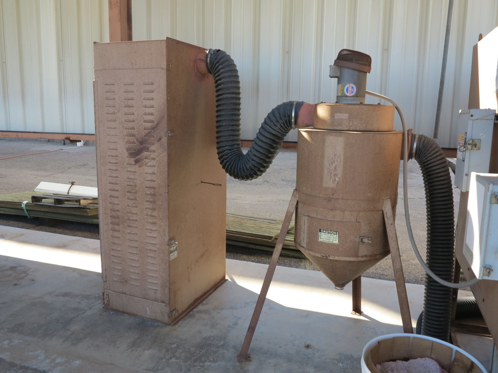 LOT - ZERO PRODUCTS SANDBLAST CABINET, HOPPER AND DRY FILTER - Image 2 of 3