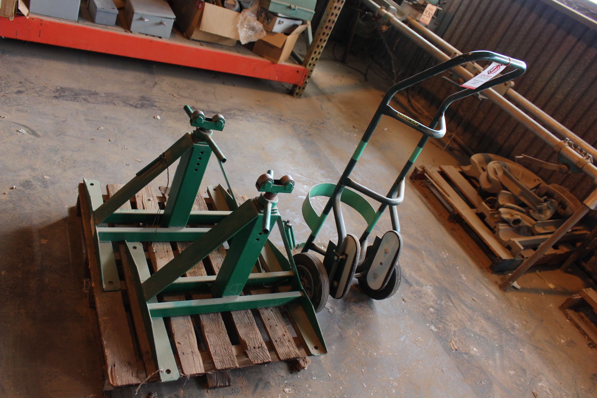 LOT - (2) GREENLEE 683 SCREW-TYPE REEL STANDS AND (1) HARPER CYLINDER DOLLY - Image 2 of 3