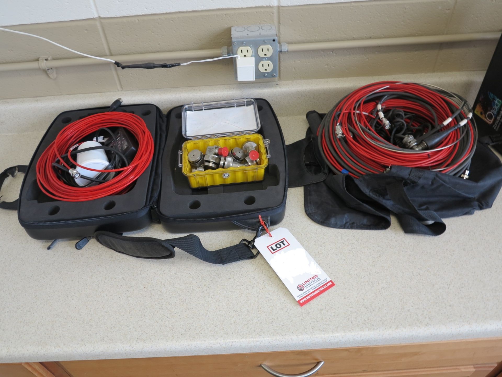 LOT - CTC CALIBRATION UNIT AND MISC ACCESSORIES - Image 2 of 4