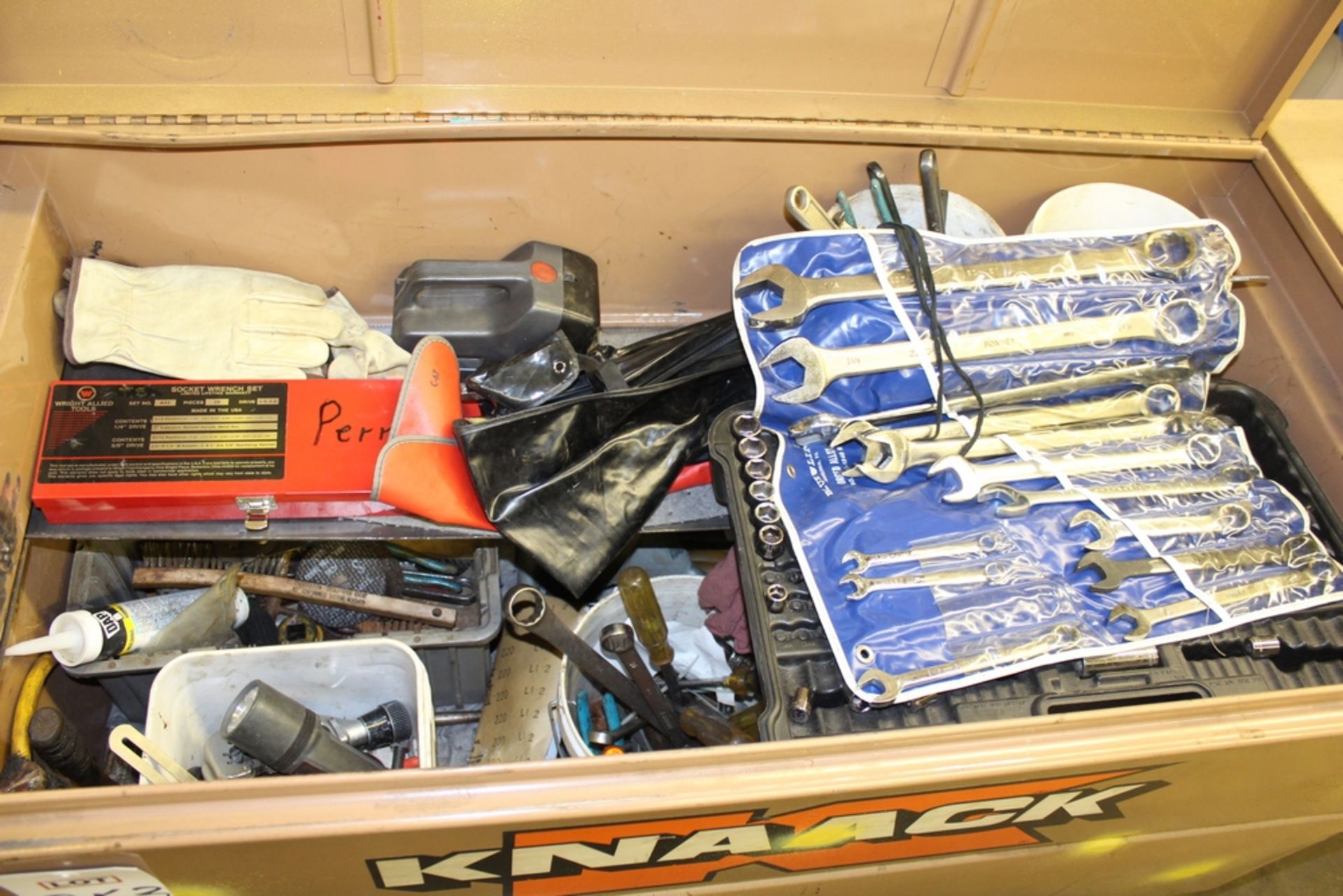 KNAACK PORTABLE GANG BOX W/ ASSORTED TOOLS, 48" X 24" X 24", LOCATED ON 2ND LEVEL (NO ELEVATOR); ( - Image 2 of 2