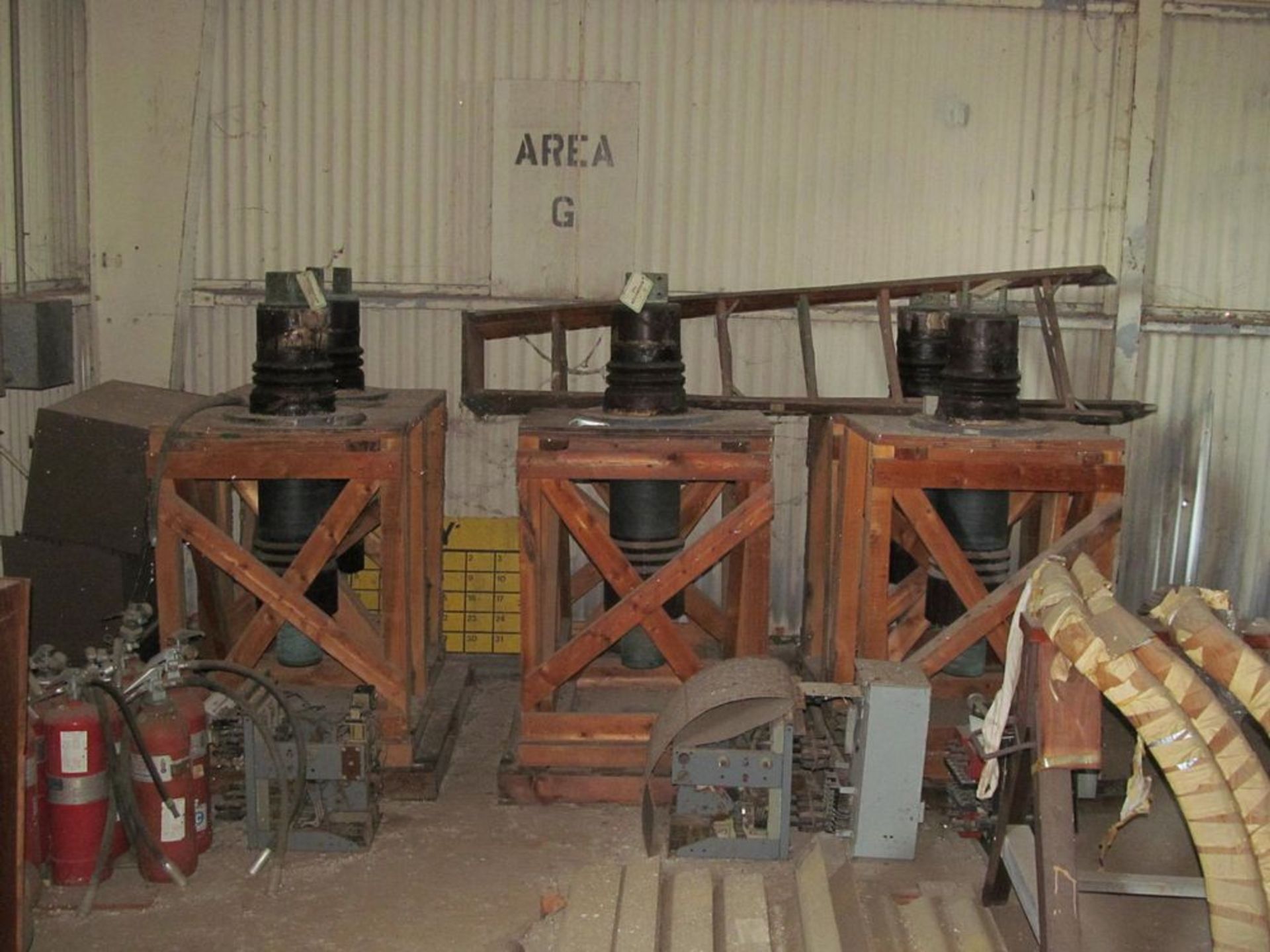 LOT - CONTENTS OF GC WAREHOUSE; INCLUDING ARMATURES, BREAKERS, WIRE, PIPE INSULATION & TOOL BOXES - Image 2 of 10