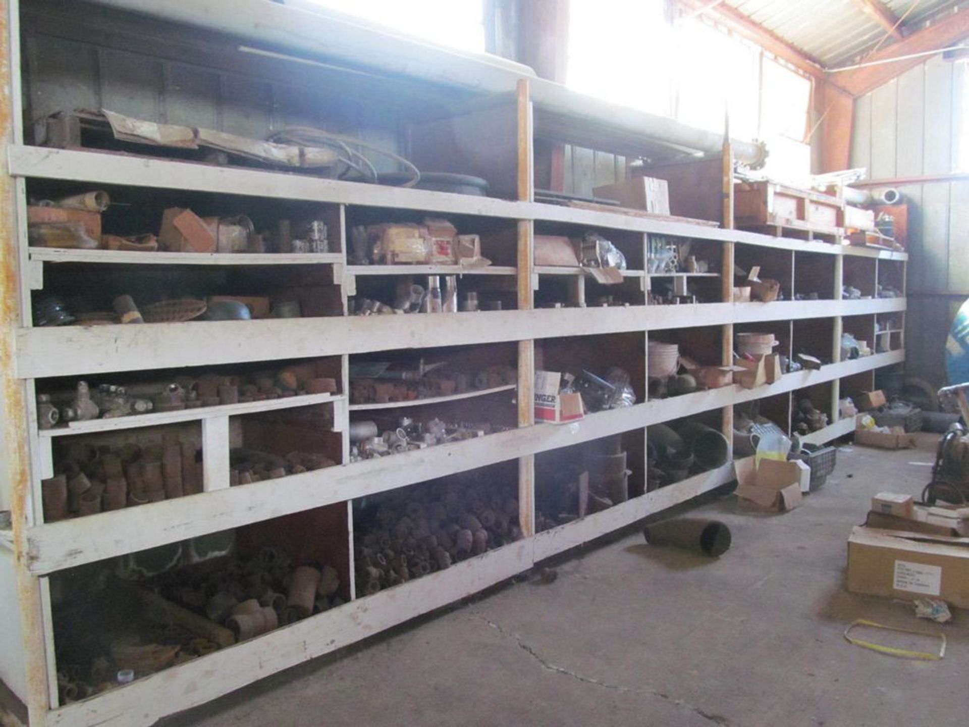 LOT - CONTENTS OF BUILDING; INCLUDING PALLET RACKING, SHELVING, MOTORS, PUMPS, VALVES, PIPE - Image 3 of 9