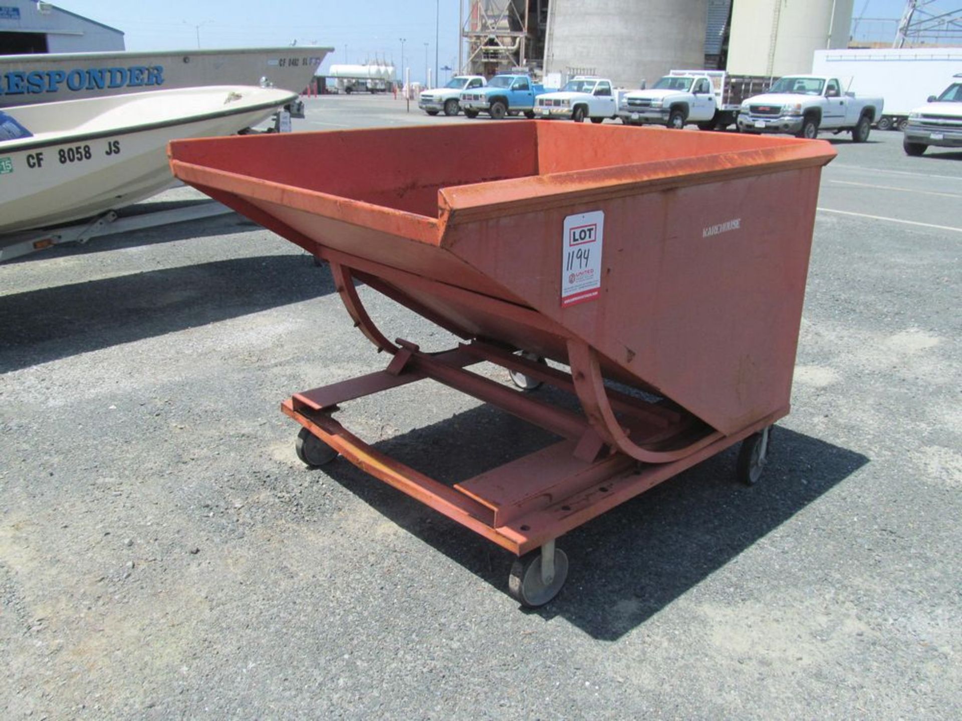 1 YARD SELF DUMPING HOPPER