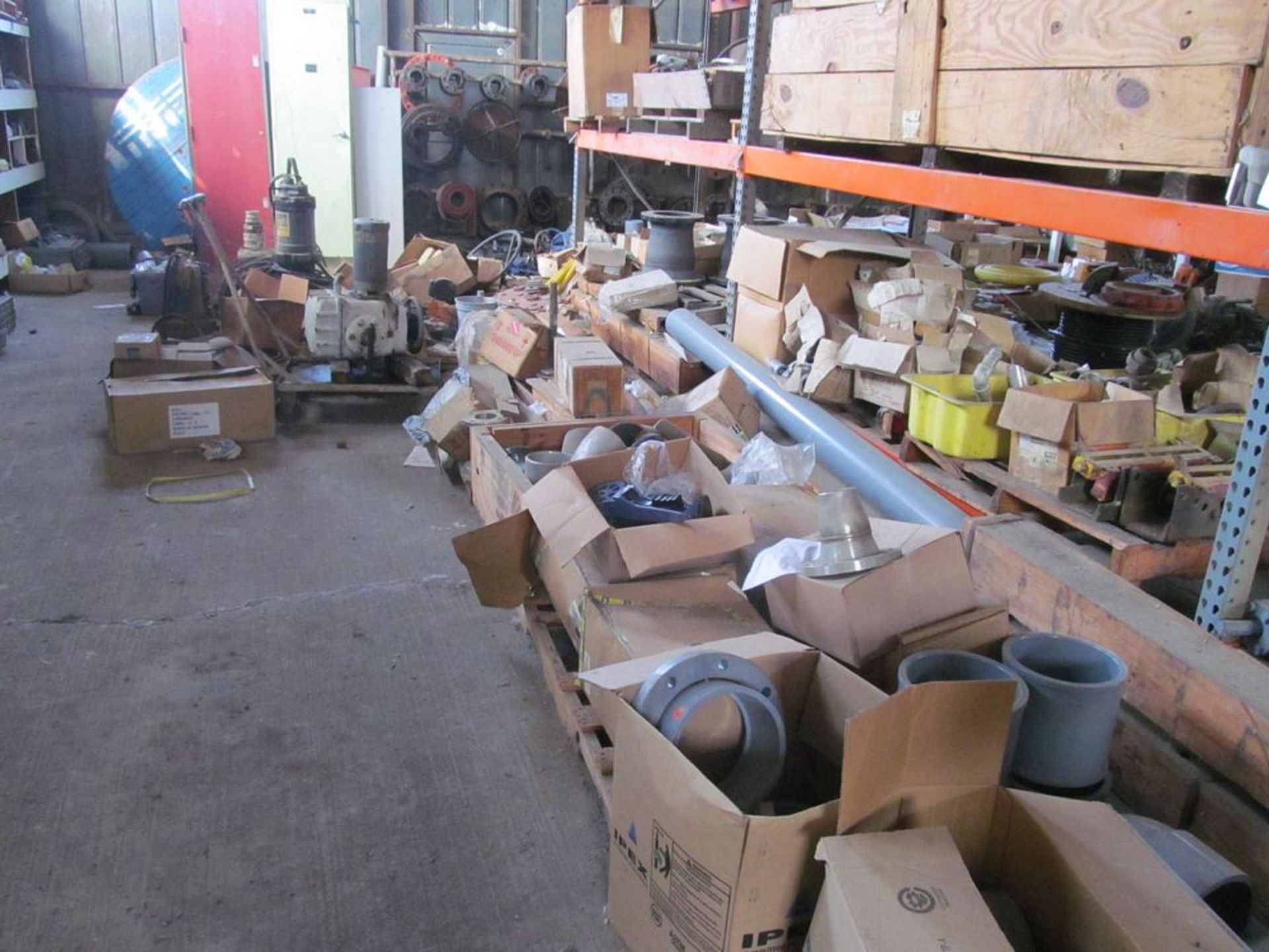 LOT - CONTENTS OF BUILDING; INCLUDING PALLET RACKING, SHELVING, MOTORS, PUMPS, VALVES, PIPE - Image 2 of 9