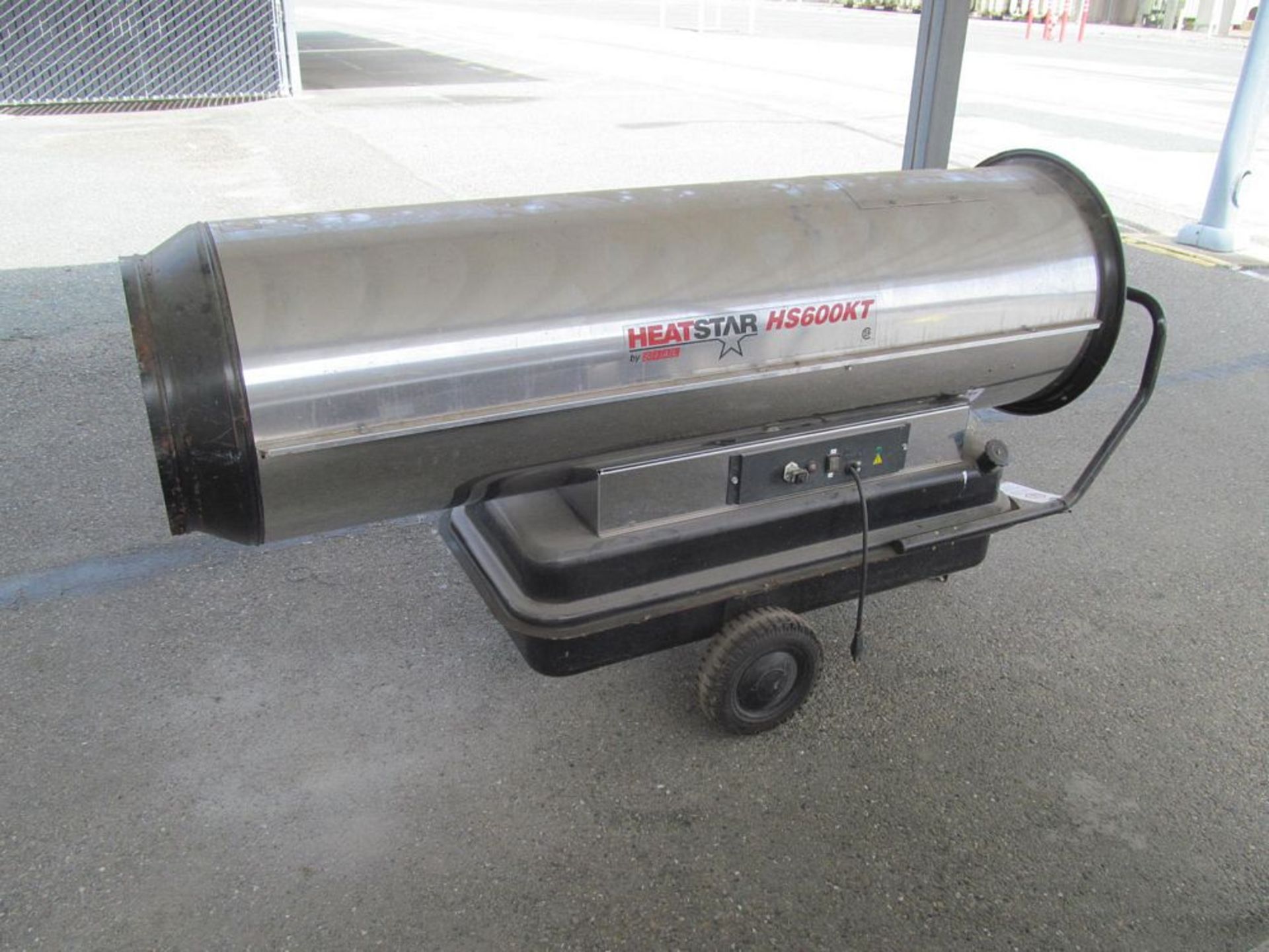 HEATSTAR #HS600KT 600,000 BTU, OIL/KEROSENE FIRED HEATER (CAR PORT)