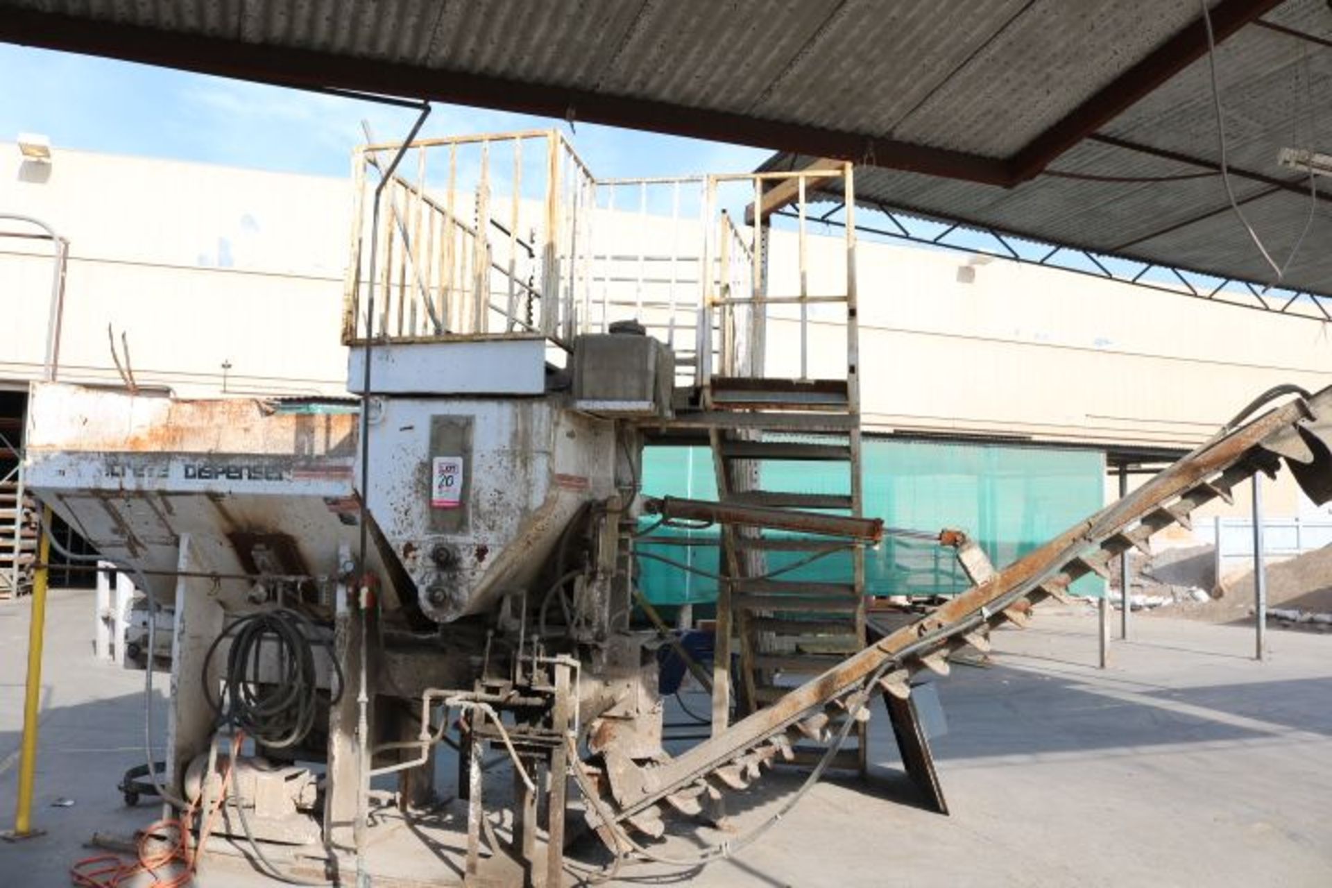 1999 CEMENTECH MODEL SCD2-50, 30 YARD SKID MOUNTED PORTABLE CEMENT PLANT, S/N 2SCD15812EH, 2 CU YD