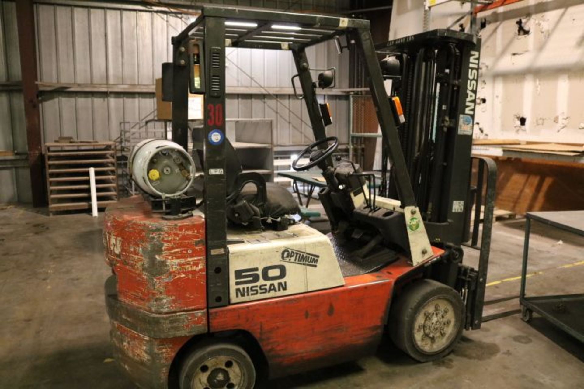 NISSAN FORKLIFT, MODEL CPJ02A25L, 5,000 LB, LPG, 3-STAGE MAST, W/ SIDE SHIFT, S/N 9W3105 - Image 2 of 4