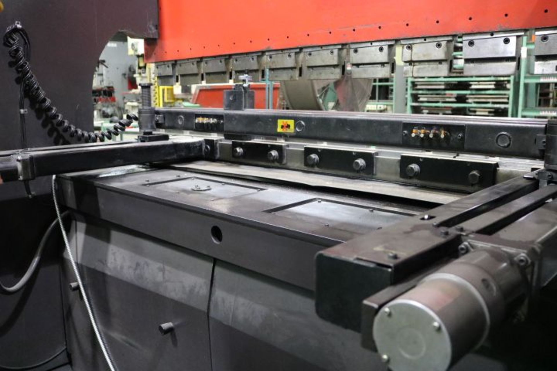 AMADA MODEL FBD-1025E, 110-TON X 98" CNC PRESS BRAKE, S/N 1020219 (NEW 1990), PROTECH SYSTEMS - Image 9 of 13