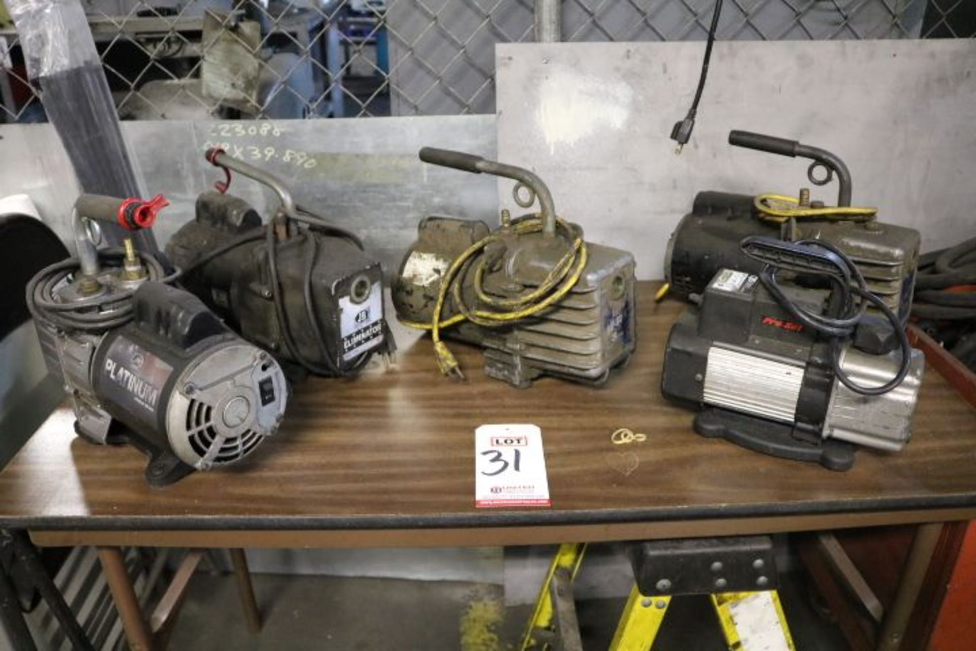 LOT - ASSORTED VACUUM PUMPS