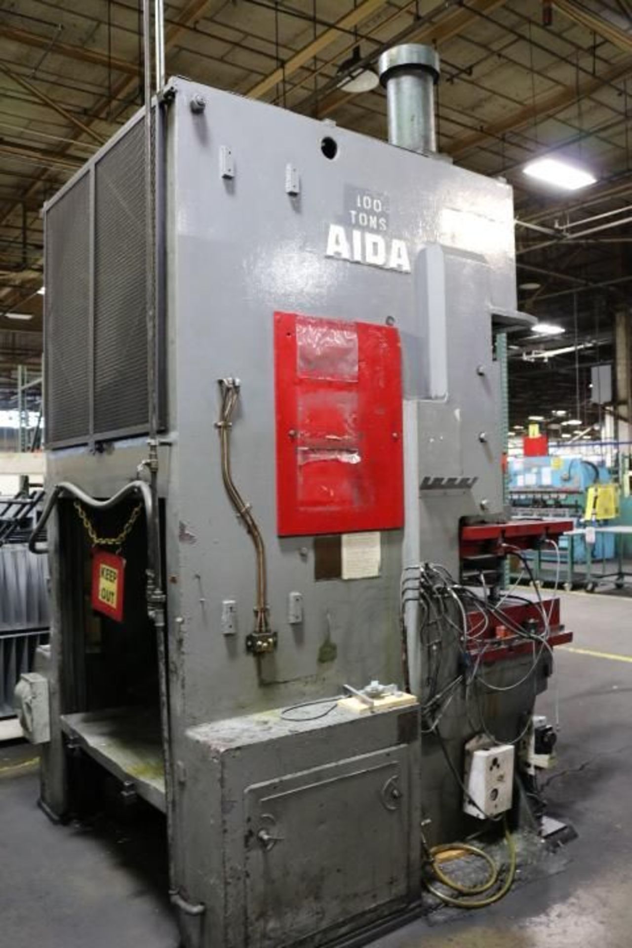 AIDA MODEL PD-XGC-100, 100-TON GAP FRAME PRESS, S/N 10610-0007, 6.6" STROKE, 50-SPM, 64.9" X 23.6" - Image 5 of 11