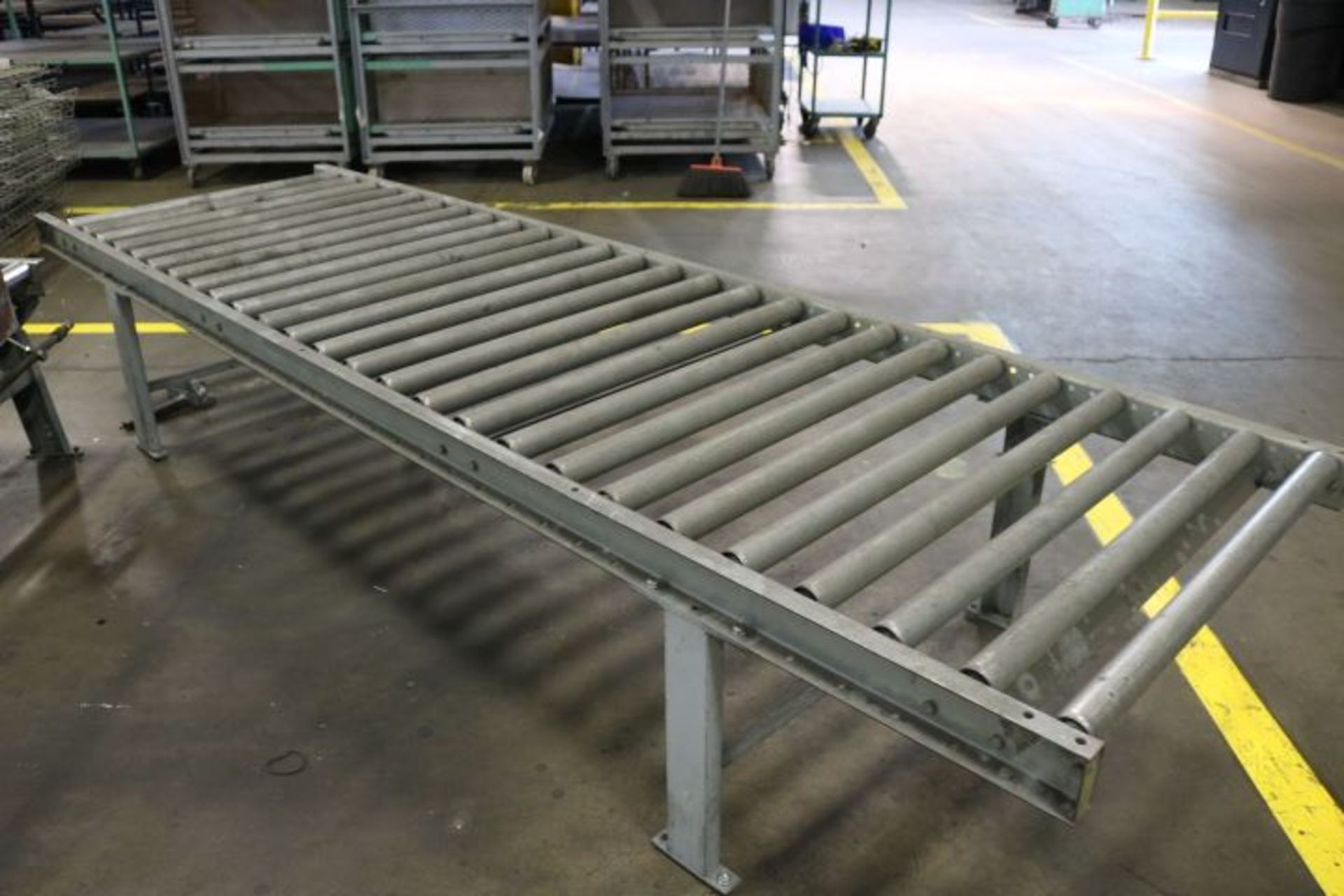 10' SECTION OF 32" CONVEYOR - Image 2 of 3