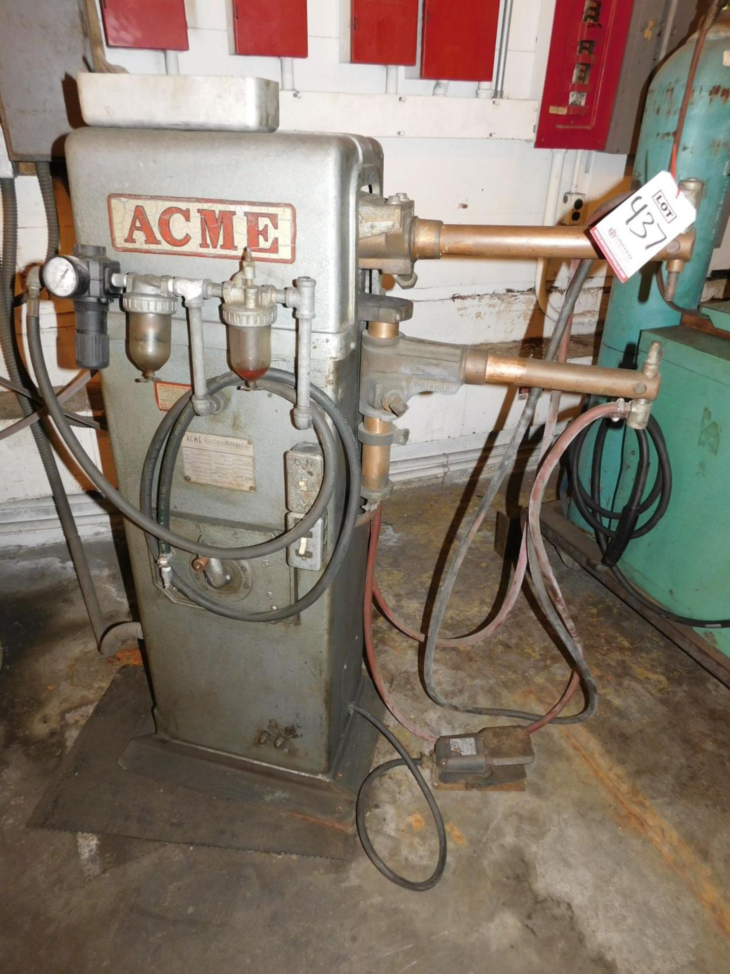 ACME SPOT WELDER, 20 KVA, TYPE 1-24-20, STYLE AR, 230V, 24" X 5" THROAT, S/N 9911