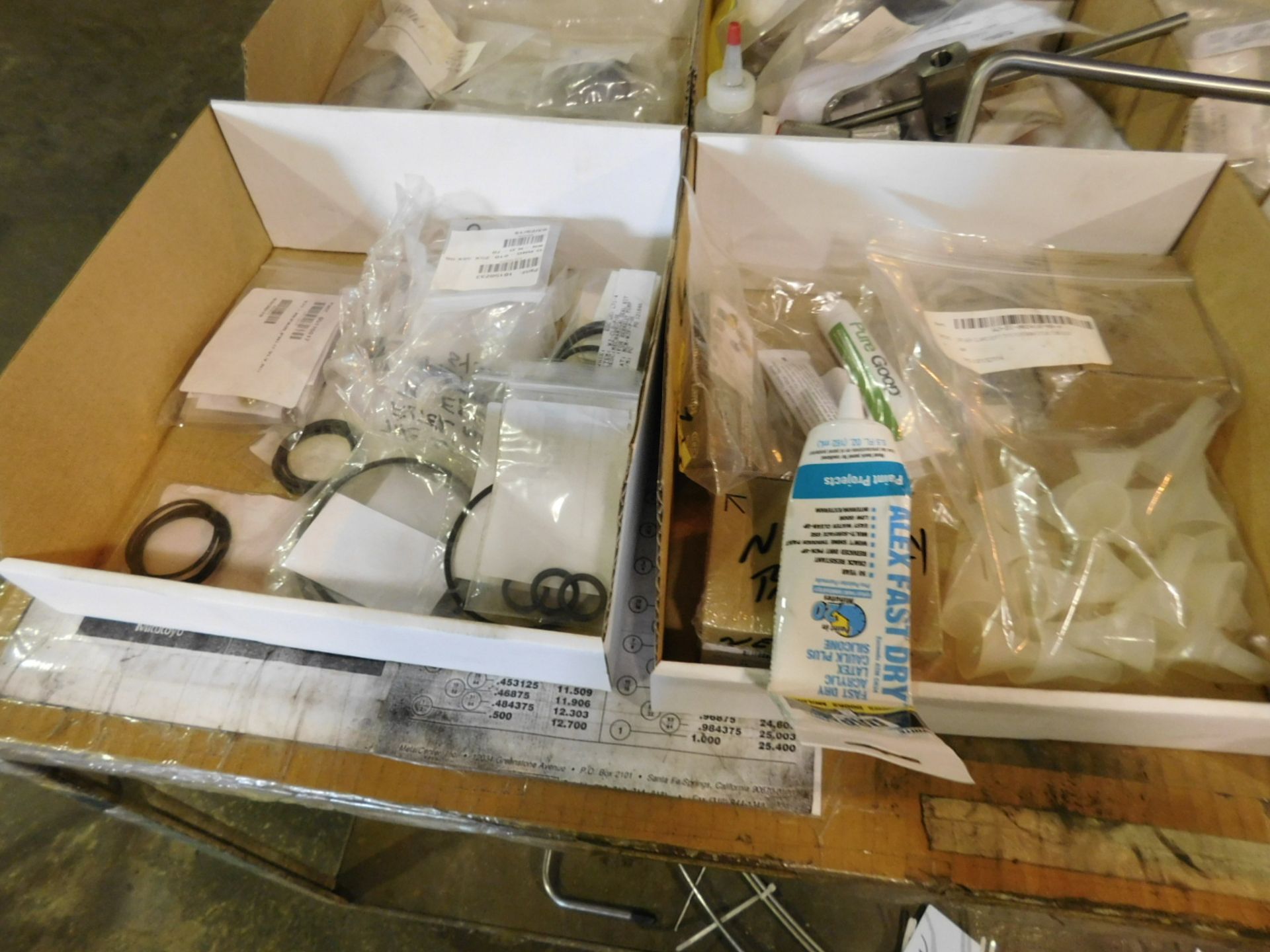 LOT - CONTENTS OF LARGE STORAGE CABINET, TO INCLUDE A LARGE SELECTION OF WATERJET PARTS AND SUPPLIES - Image 4 of 7