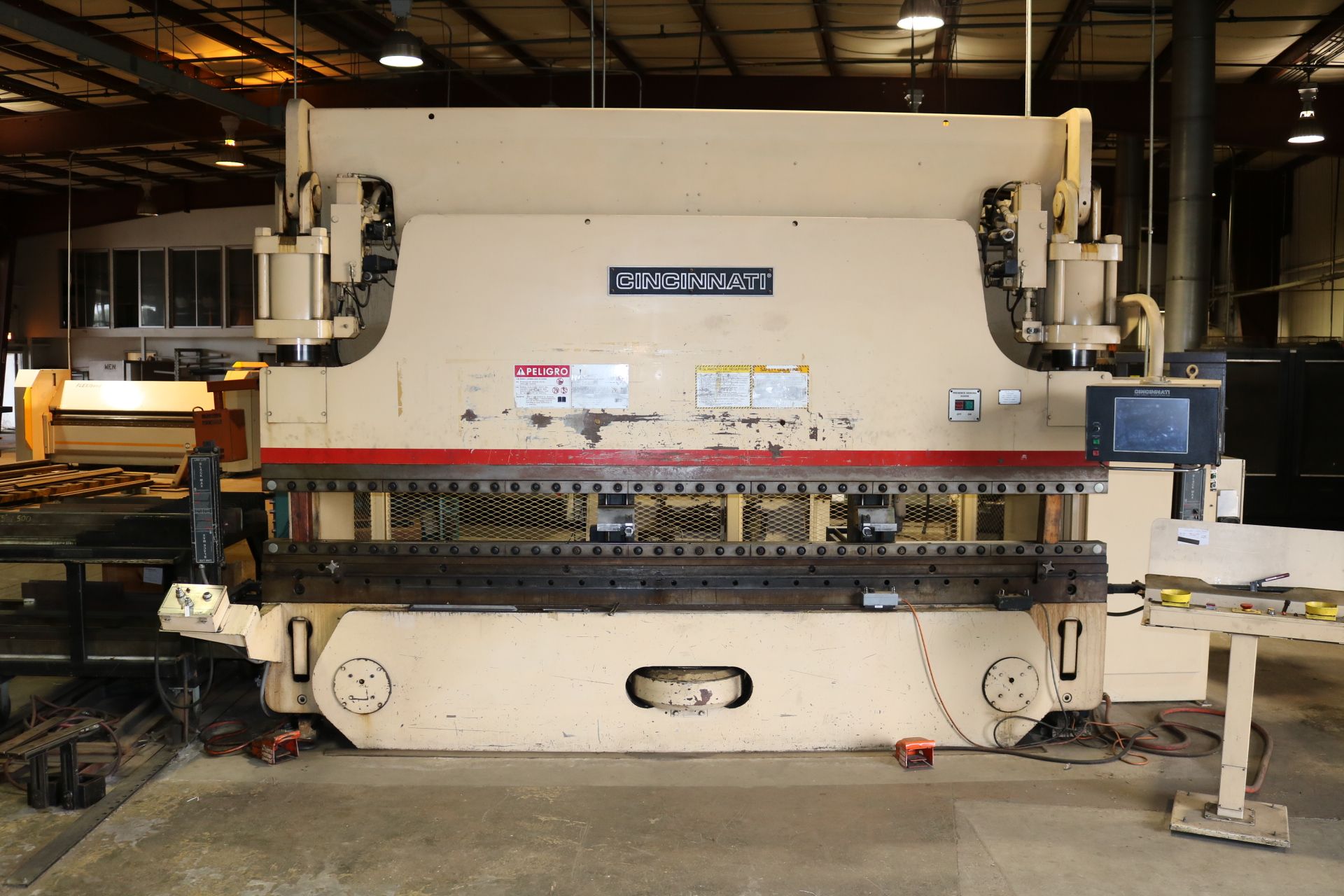 CINCINNATI 230AFX12 CNC HYDRAULIC PRESS BRAKE, S/N 49534, 230 TON X 14', TOP & BOTTOM CLAMPING,