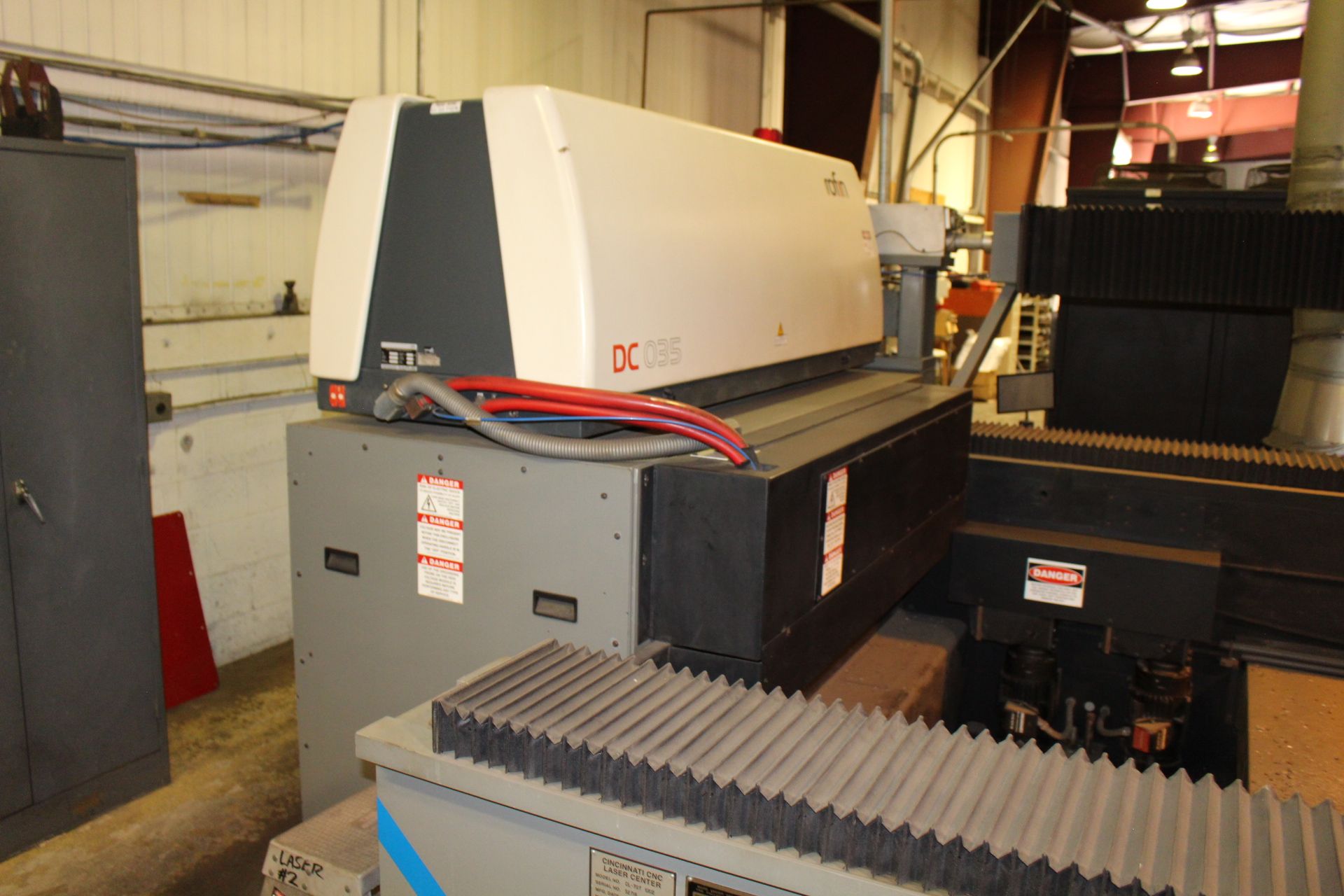 2002 CINCINNATI CL-707, 3500-WATT DUAL PALLET LASER CENTER, S/N 52718, 6' X 12', TABLES, ROFIN DC035 - Image 7 of 10