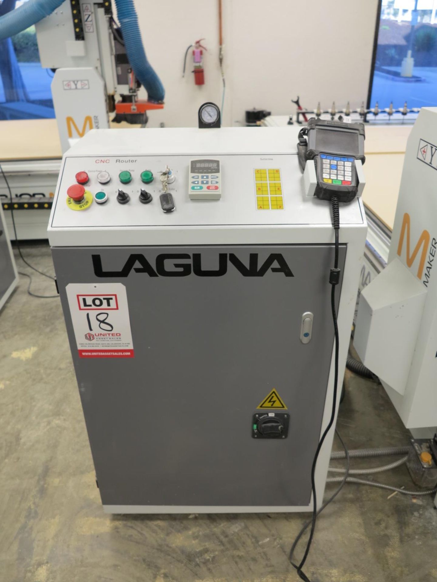 2018 LAGUNA SMARTSHOP M CNC ROUTER, 8 POSITION AUTOMATIC TOOL RACK, SINGLE SPINDLE 5.5 HP HEAD, 10 - Image 3 of 4