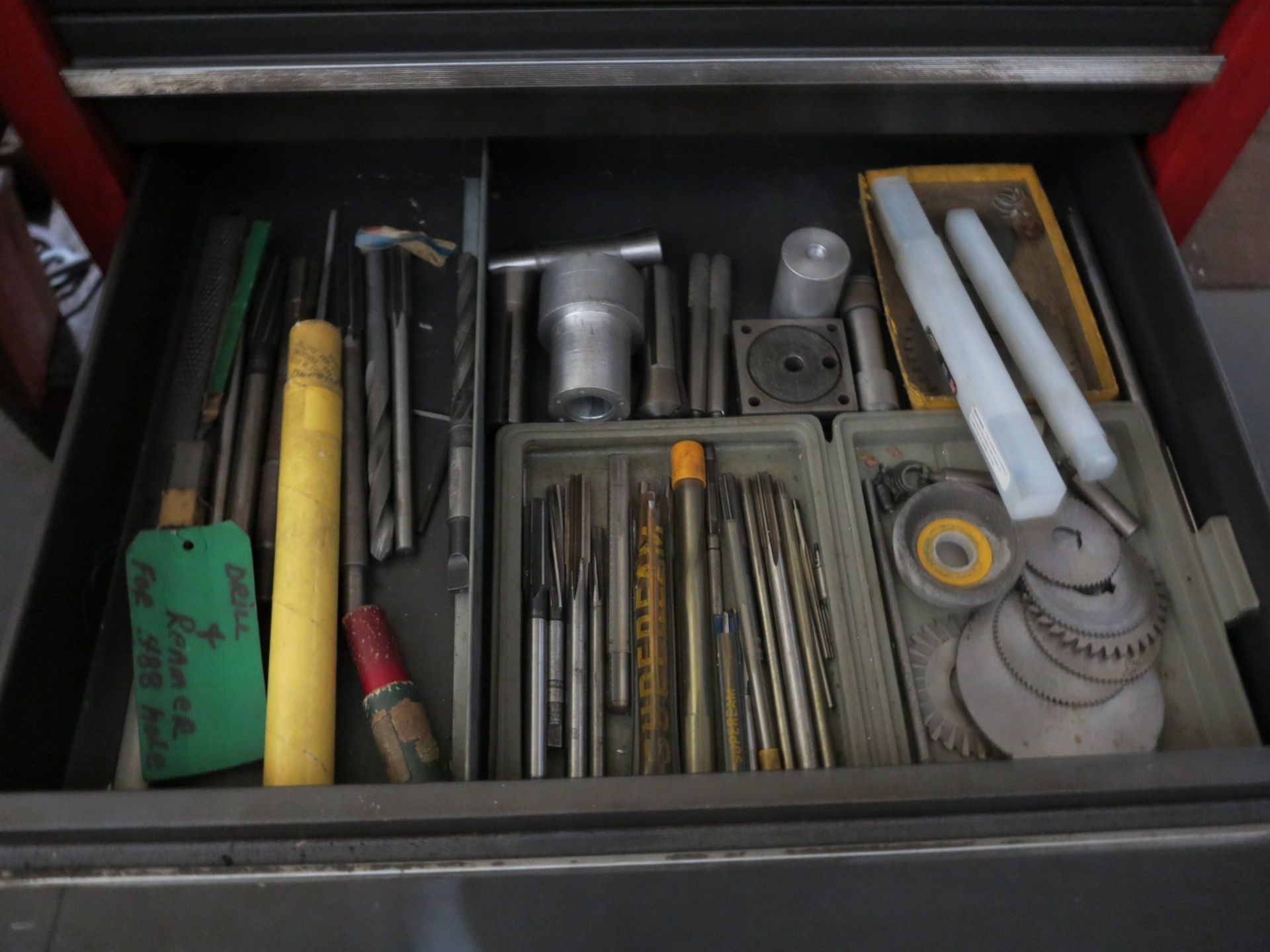 CRAFTSMAN 8-DRAWER PORTABLE TOOL BOX, W/ CONTENTS TO INCLUDE: ENDMILLS, DRILLS, REAMS, LETTER - Image 4 of 9