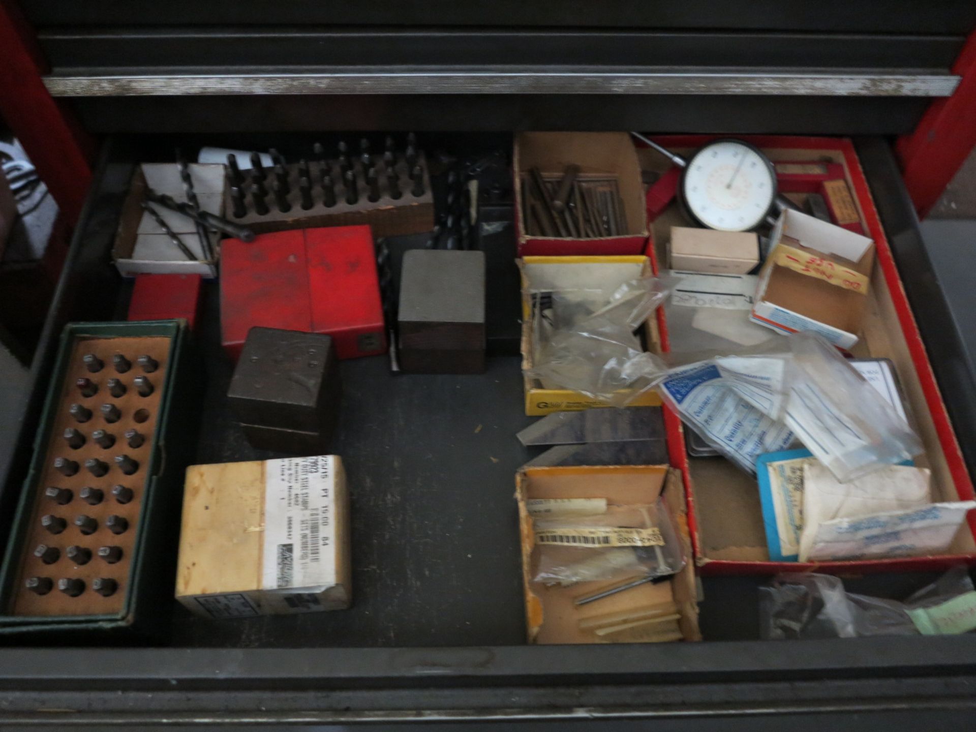 CRAFTSMAN 8-DRAWER PORTABLE TOOL BOX, W/ CONTENTS TO INCLUDE: ENDMILLS, DRILLS, REAMS, LETTER - Image 5 of 9