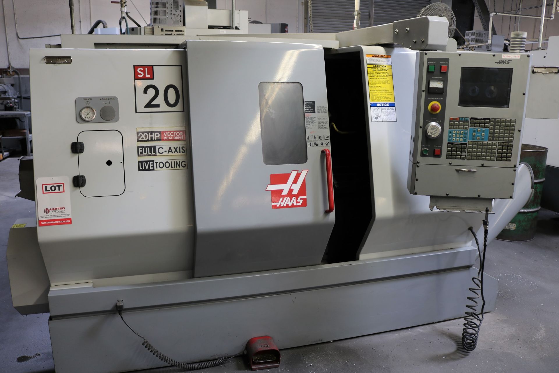 2004 HAAS SL-20 CNC TURNING CENTER, S/N 69040, FULL C-AXIS, LIVE TOOLING, COLLET CHUCK, 23" SWING,