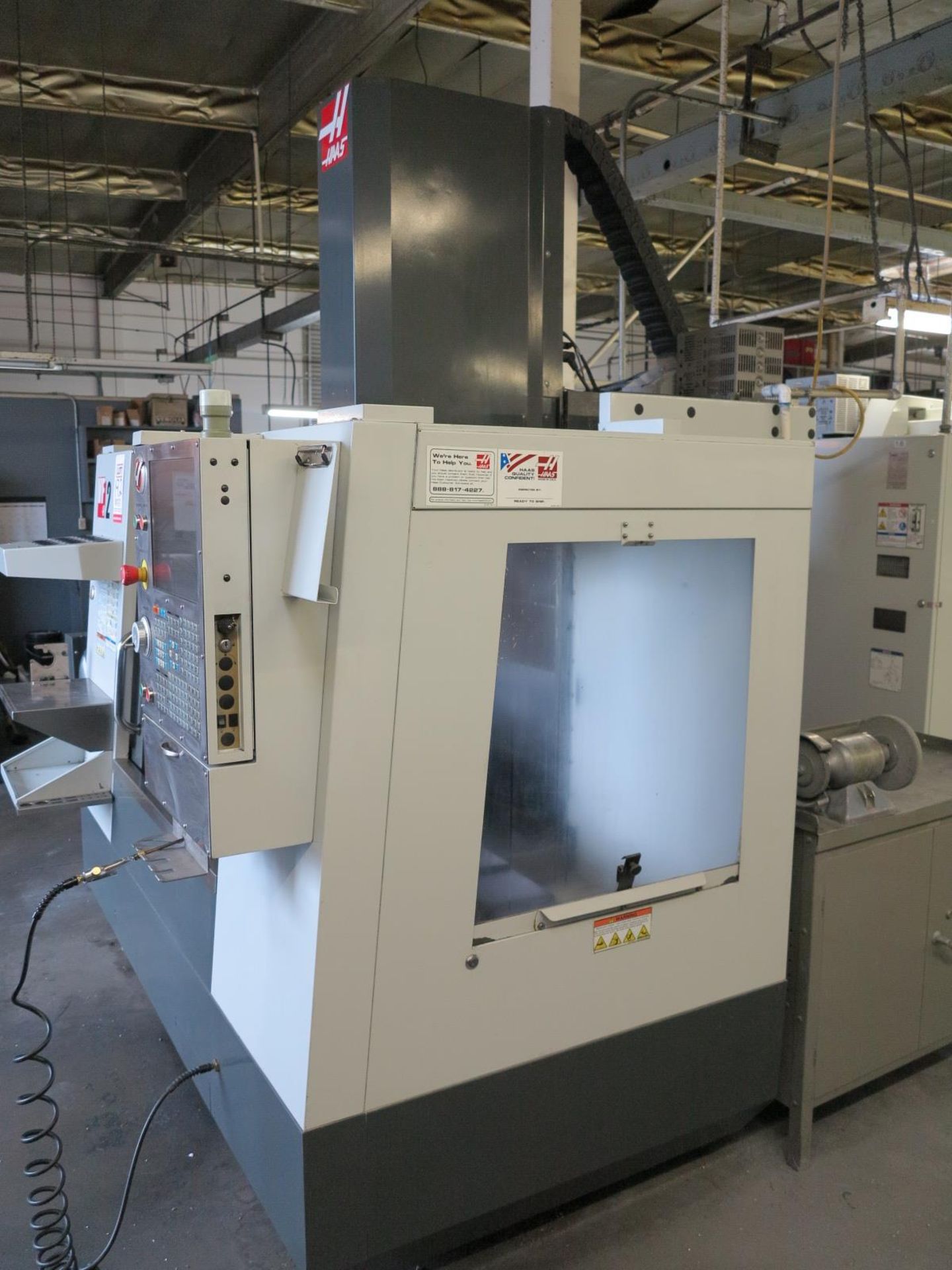 2010 HAAS VF-2 CNC VERTICAL MACHINING CENTER, S/N 1080331, 30" X, 16" Y, 20" Z, 36" X 14" TABLE, - Image 6 of 9