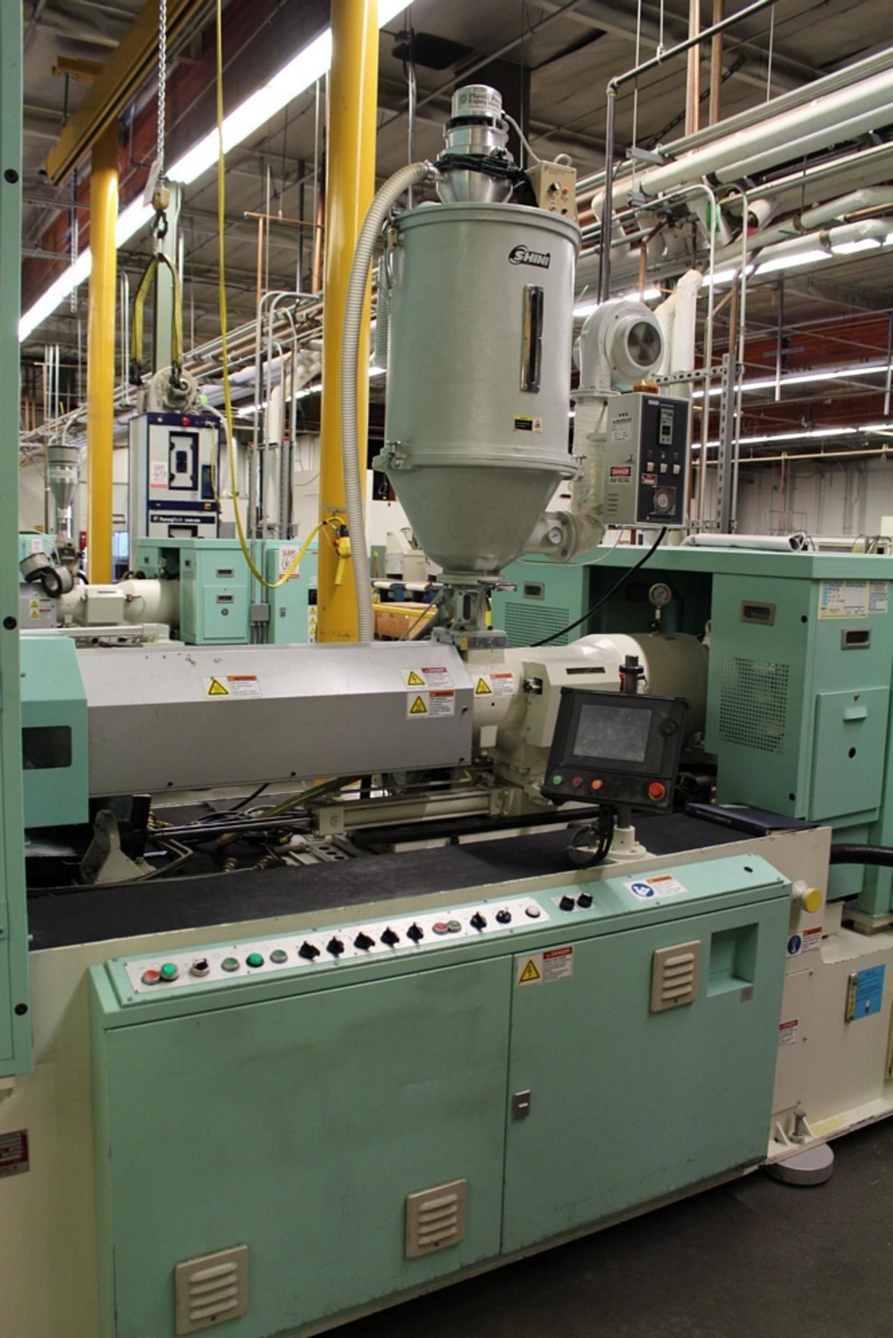 2011 AOKI SB III-250LL-50S INJECTION PET STRETCH BLOW MOLDING MACHINE, S/N SCLM0526, 50-TON, - Image 5 of 16