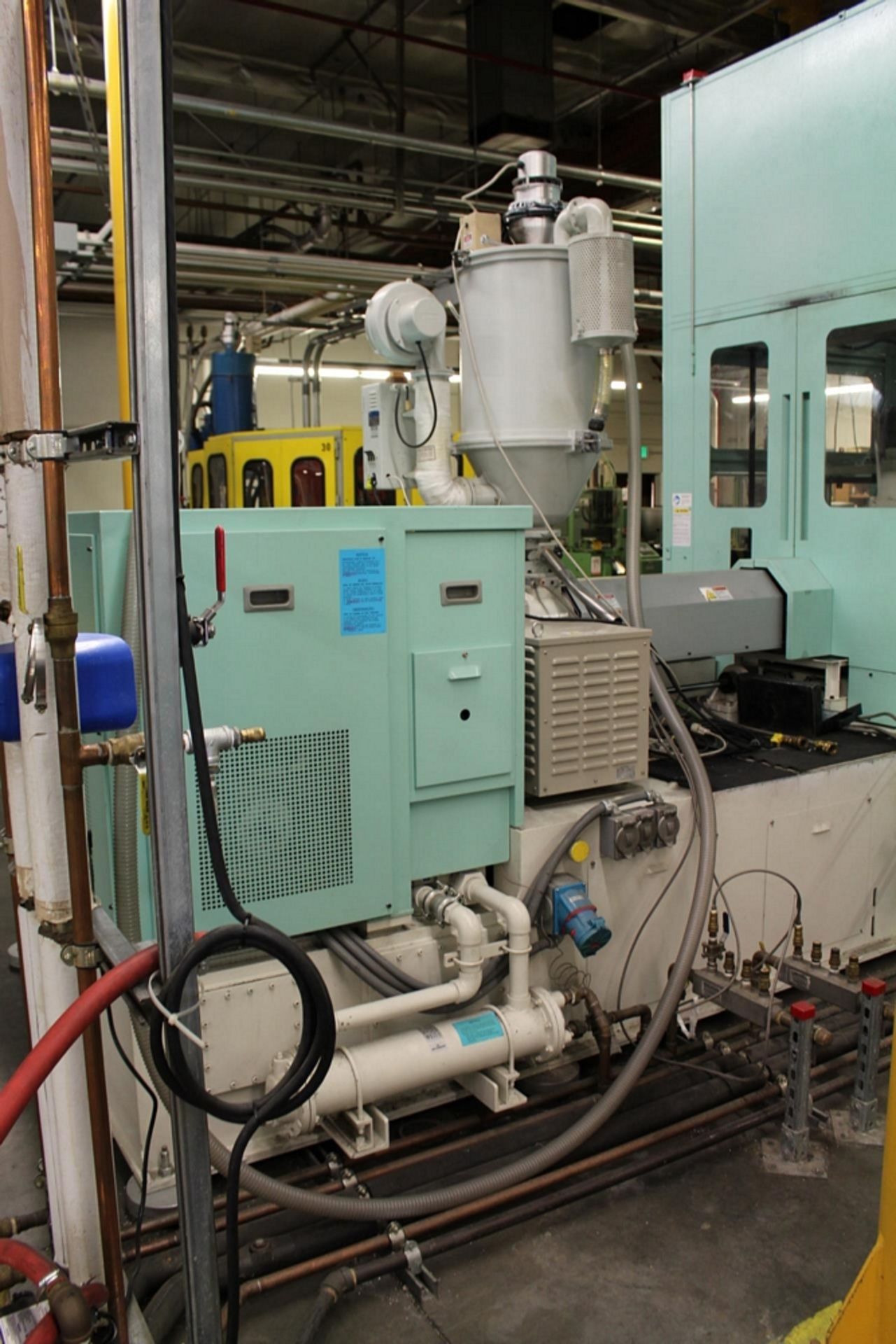 2011 AOKI SB III-250LL-50S INJECTION PET STRETCH BLOW MOLDING MACHINE, S/N SCLM0526, 50-TON, - Image 7 of 16