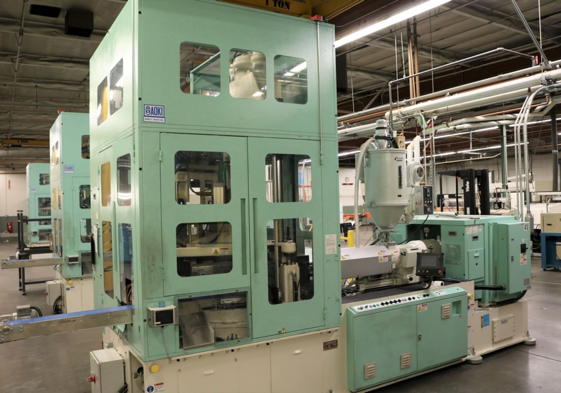 (3) 2012-10 AOKI SB III-250LL-50S INJECTION STRETCH BLOW MOLDERS, UNILOY BLOW MOLDERS, INJECTION - Image 2 of 52