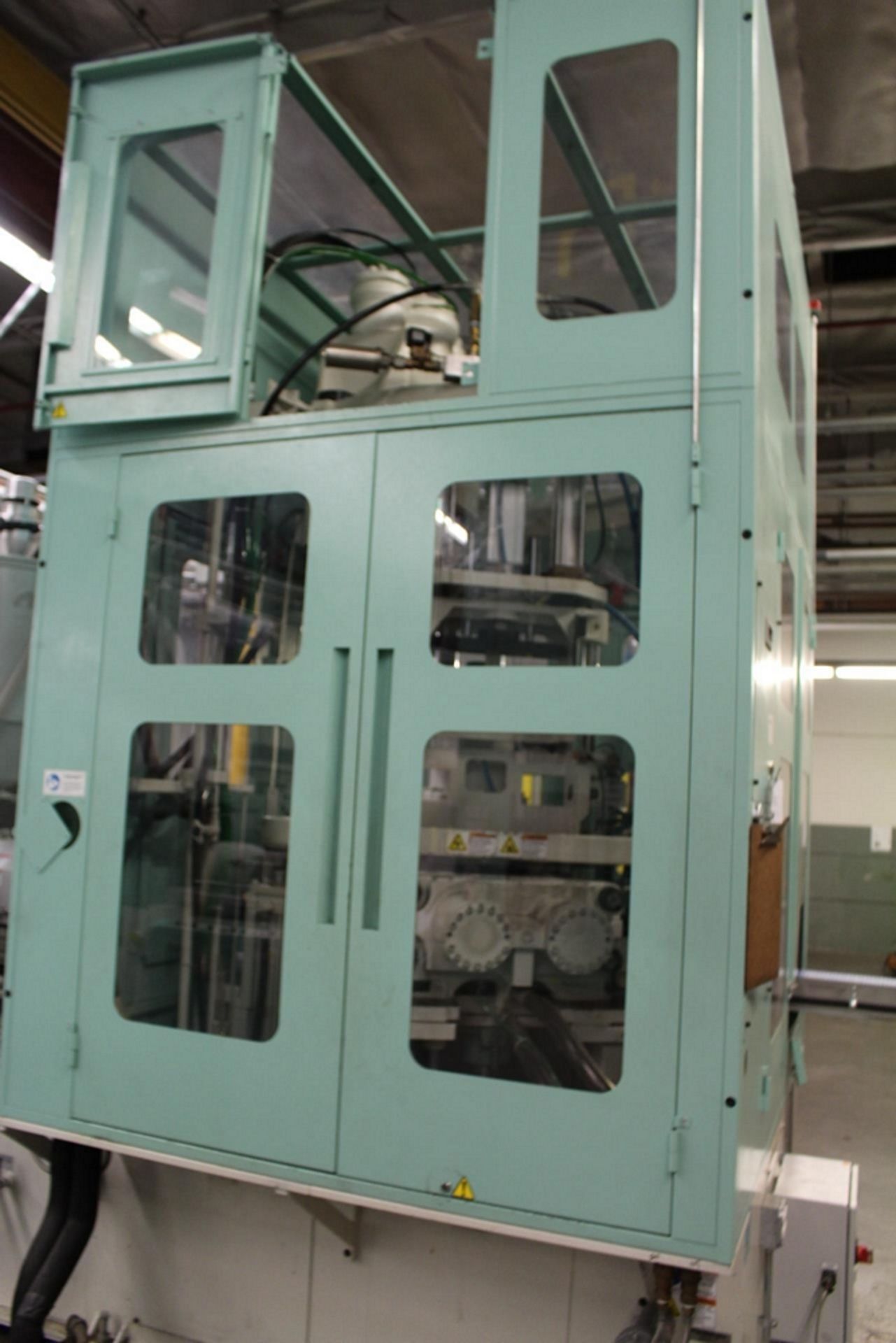 2011 AOKI SB III-250LL-50S INJECTION PET STRETCH BLOW MOLDING MACHINE, S/N SCLM0526, 50-TON, - Image 9 of 16