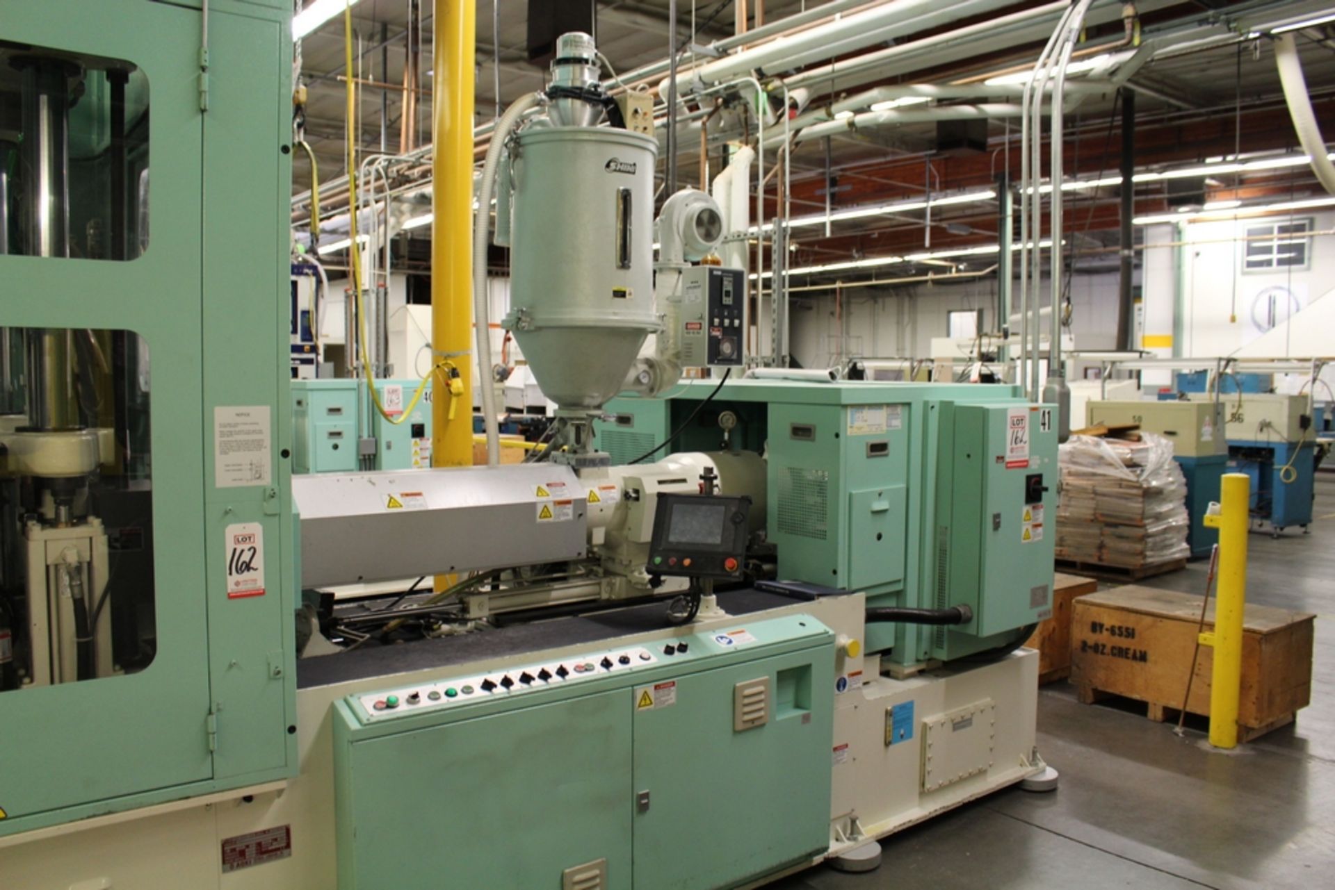 2011 AOKI SB III-250LL-50S INJECTION PET STRETCH BLOW MOLDING MACHINE, S/N SCLM0526, 50-TON, - Image 6 of 16