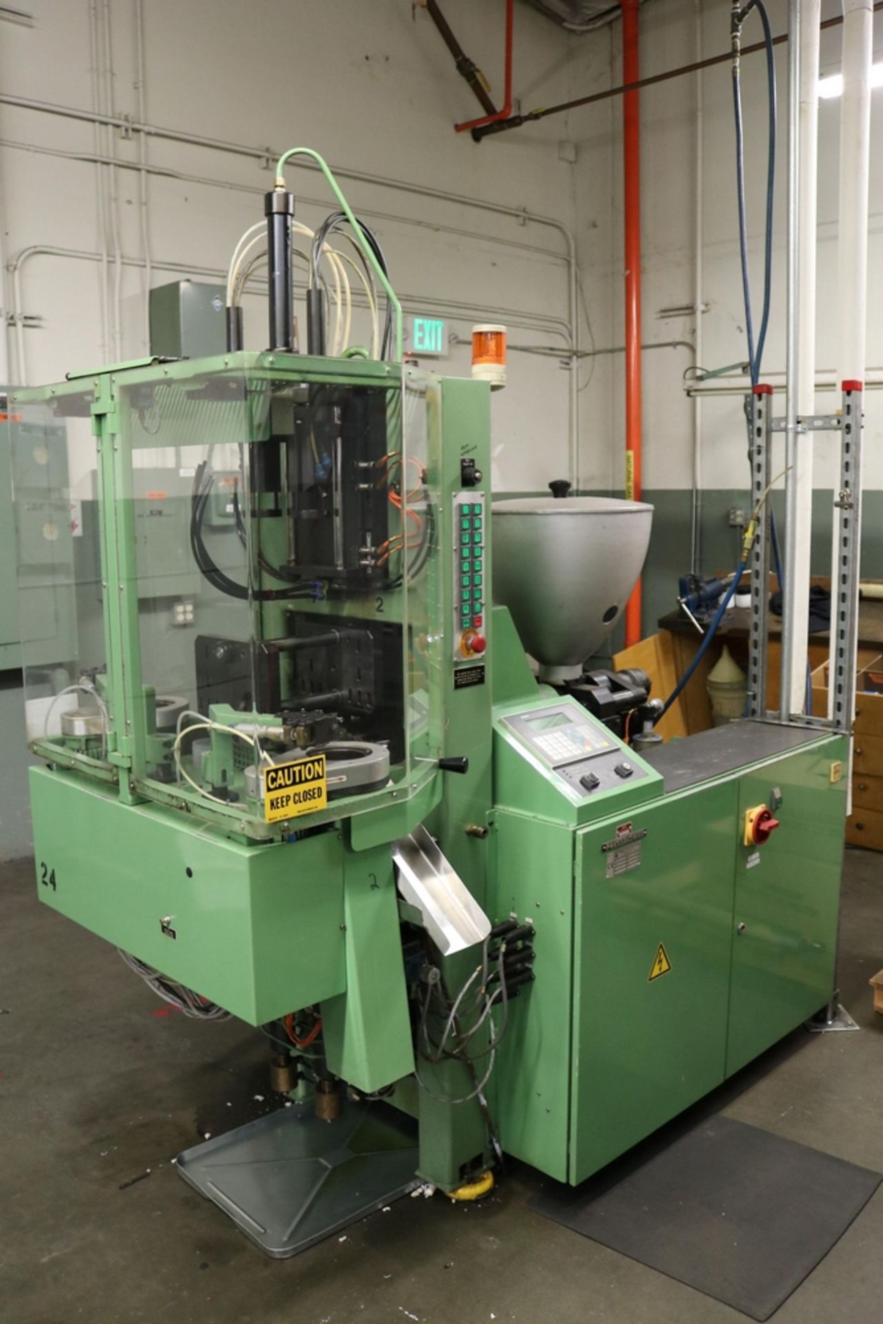 (3) 2012-10 AOKI SB III-250LL-50S INJECTION STRETCH BLOW MOLDERS, UNILOY BLOW MOLDERS, INJECTION - Image 29 of 52