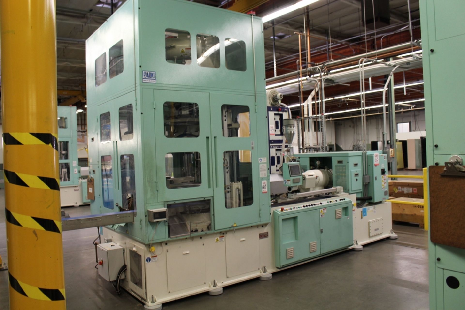 2010 AOKI SB III-250LL-50S INJECTION PET STRETCH BLOW MOLDING MACHINE, S/N SCLM0436, 50-TON, - Image 2 of 14