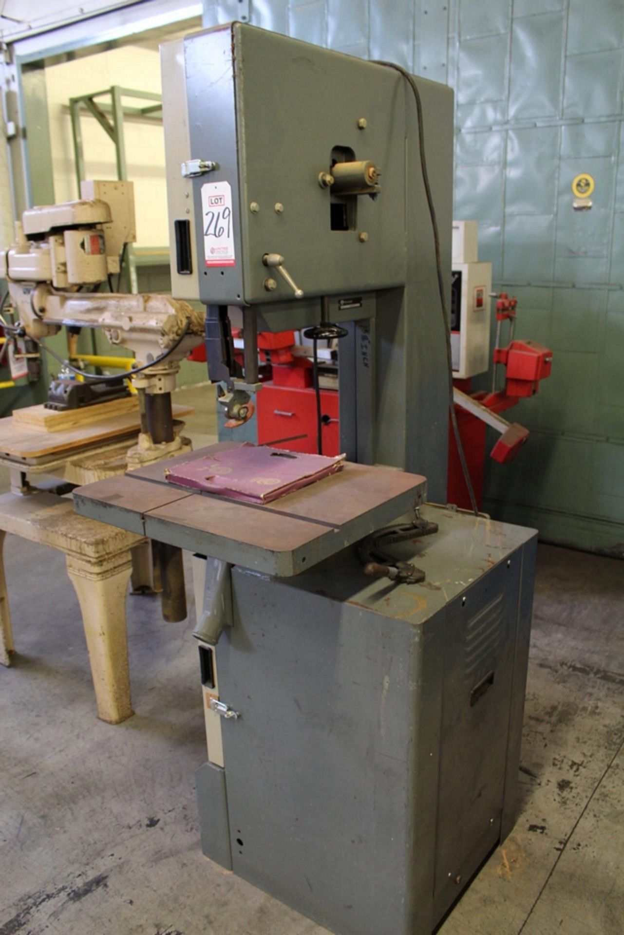 ROCKWELL MODEL 20 VERTICAL BAND SAW, SERIES NO. 28-3X0, S/N 1810283