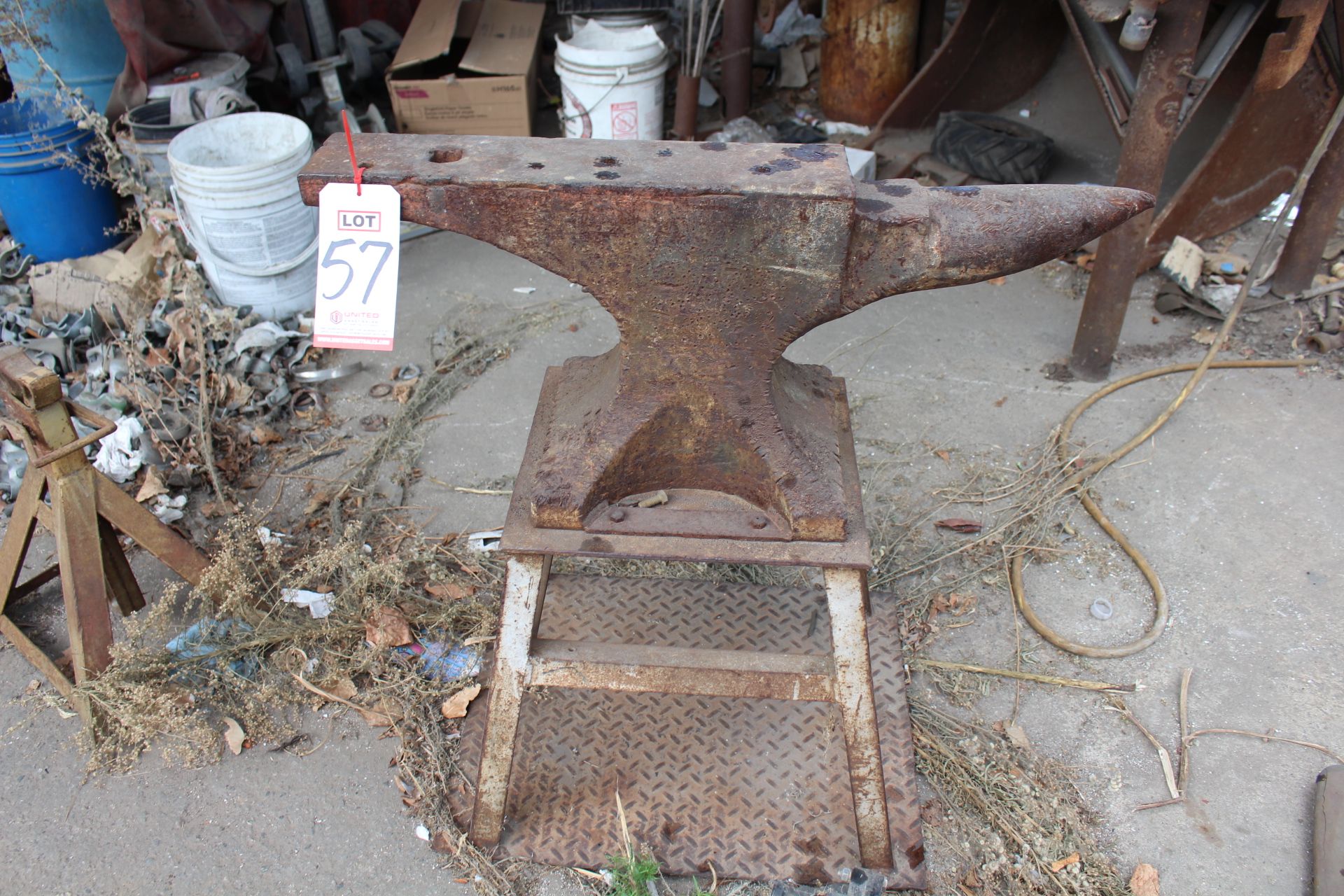 ***VOID*** 33" LONG ANVIL, WELL EXPERIENCED