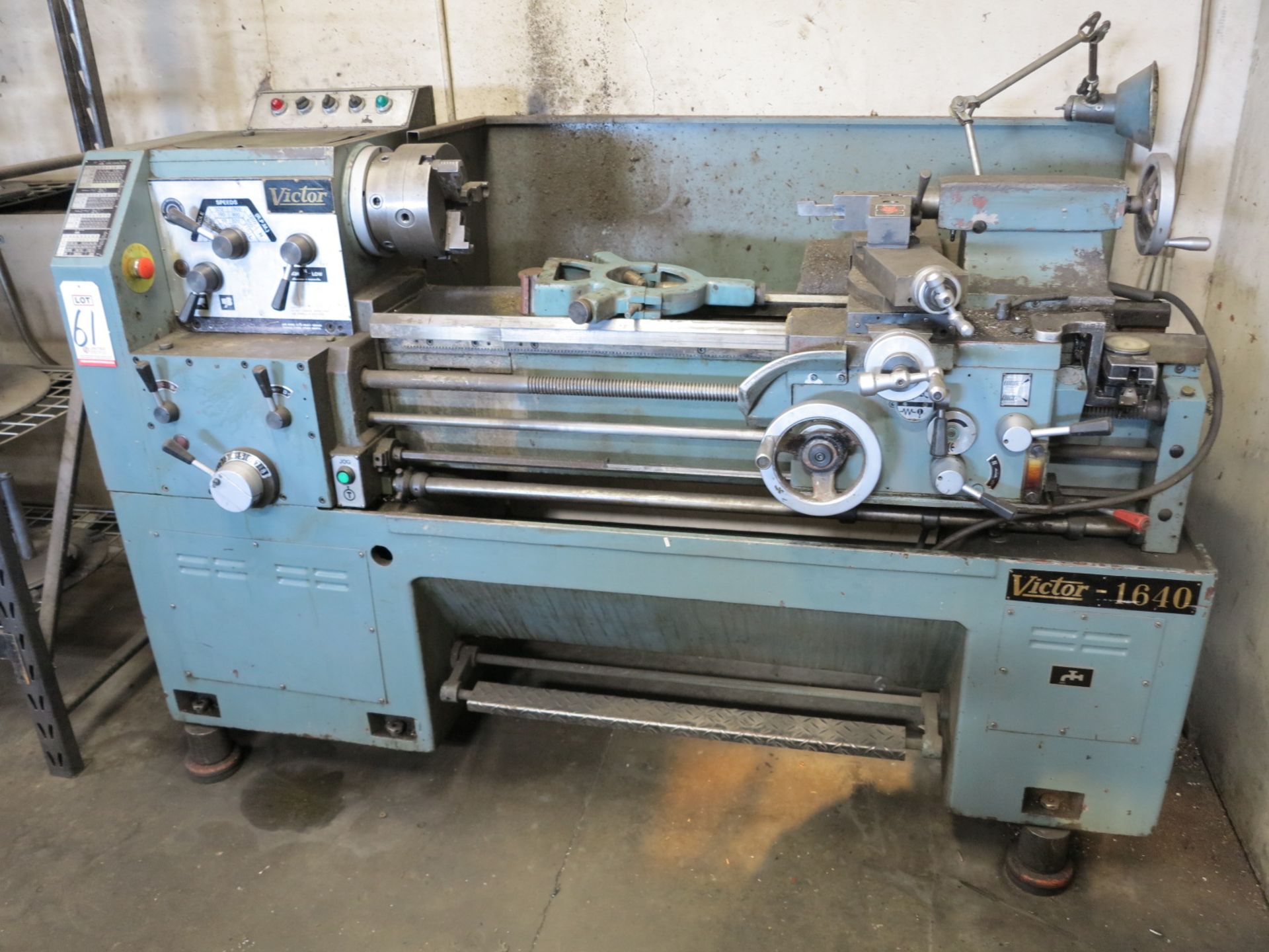 VICTOR 1640 LATHE, W/ 8" 3-JAW CHUCK, STEADY REST, TAILSTOCK