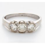 DIAMANT-RING. Deutschland, um 1960. 585/- Weißgold, gest., Gesamtgewicht: 4,5g. EU-RM: 58,5. 3