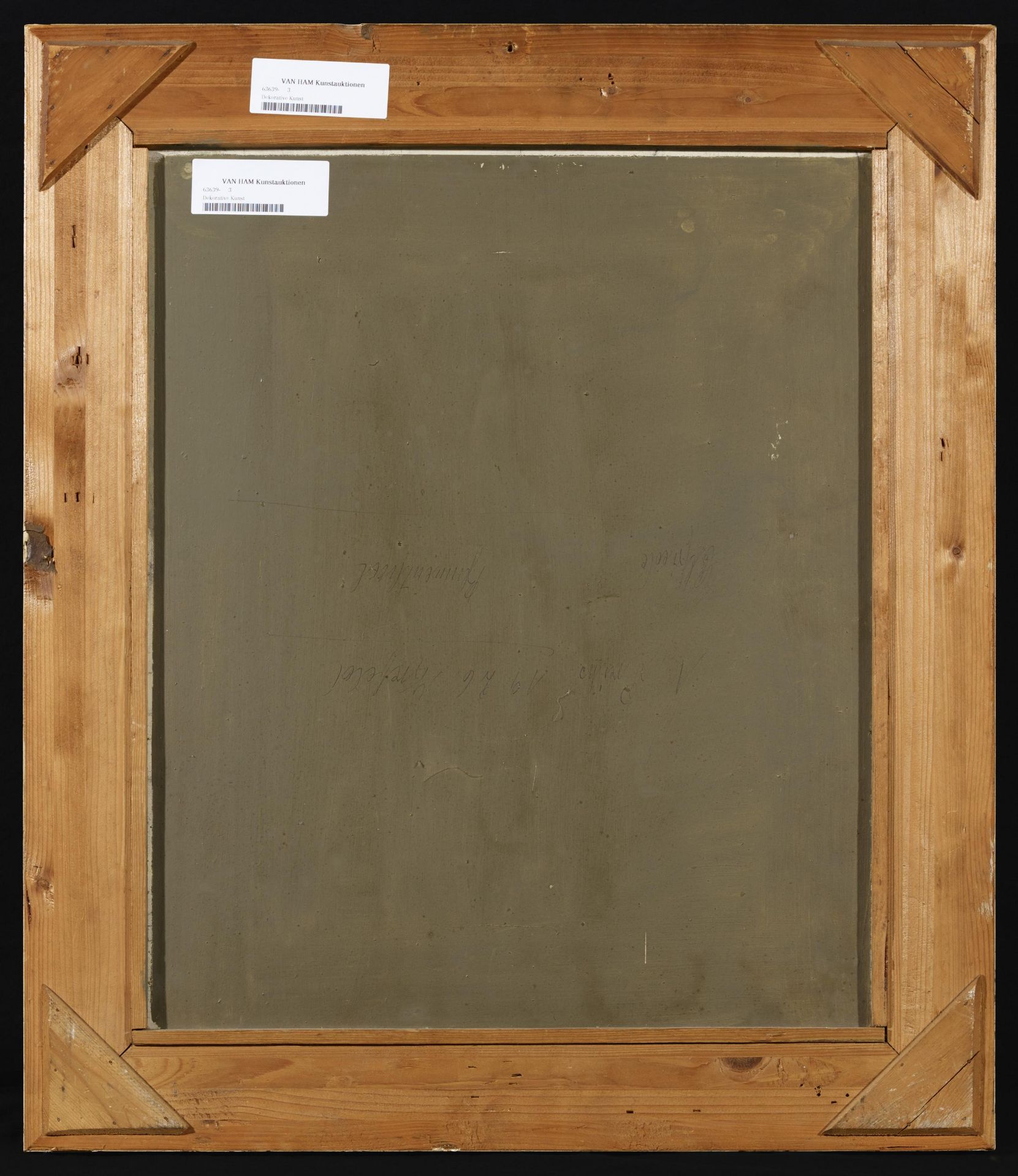 Unbekannter Künstler - 1. H. 20. Jh.Chrysanthemenstrauß. Öl auf Sperrholzplatte. 58 x 48cm. Signiert - Image 3 of 3