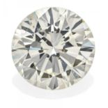 BRILLANT. Ca. 6,07ct J/ SI2. 11,54-11,57x7,15mm. Schliff/ Symmetrie und Politur: gut. Fluoreszenz: