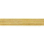 GOLD-ARMBAND. Deutschland, um 1970. 750/- Gelbgold, Gesamtgewicht: 82,0g. B x L=ca. 2,0 x 19,0cm.