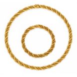 GOLD-SET: COLLIER UND ARMBAND. Italien, um 1970. 750/- Gelbgold, Gesamtgewicht: 93,0g. Collier L.ca.