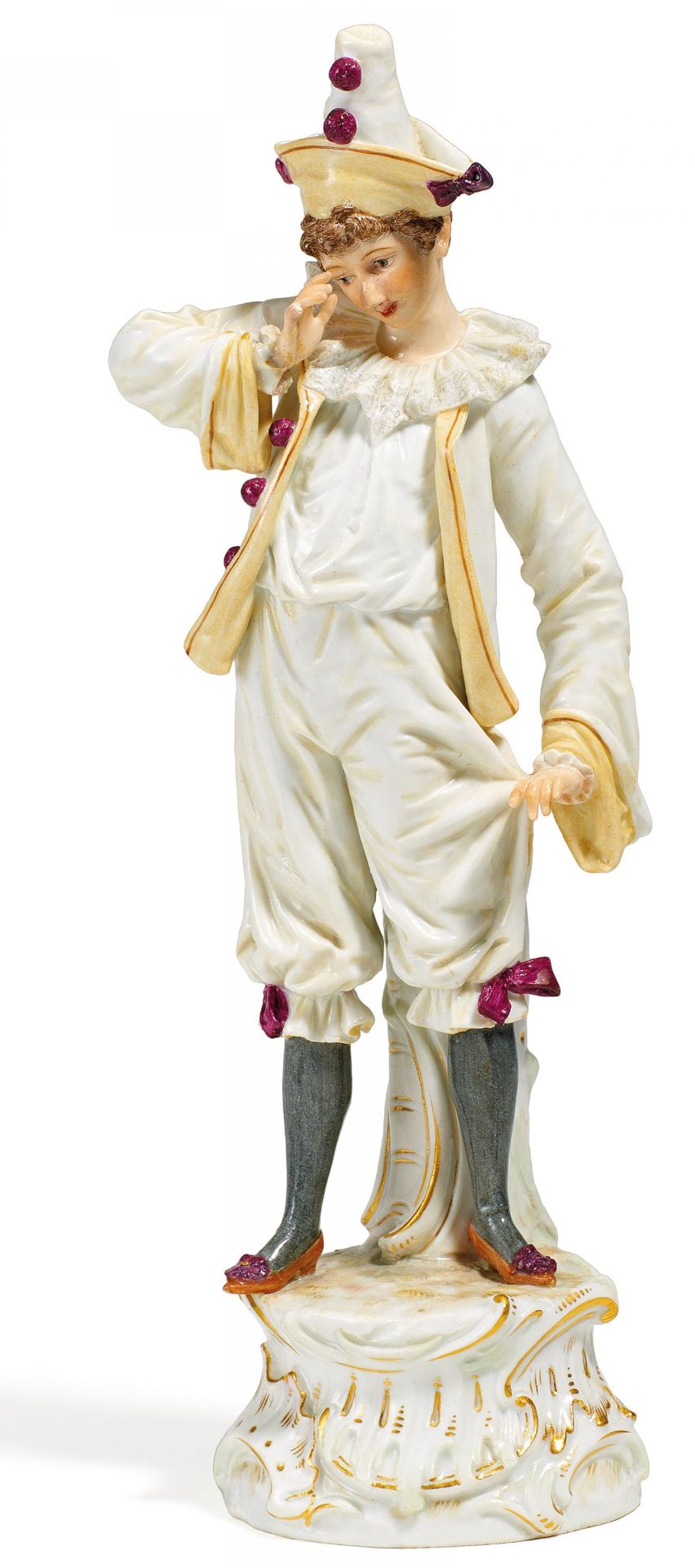 PIERROT. Meissen. Vor 1924. Modell A. König, 1897. Porzellan, farbig und gold staffiert. Pierrot auf