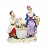 ALLEGORIE "DIE LIEBE". Meissen. Modell J.C. Schönheit. Porzellan, farbig und gold staffiert.