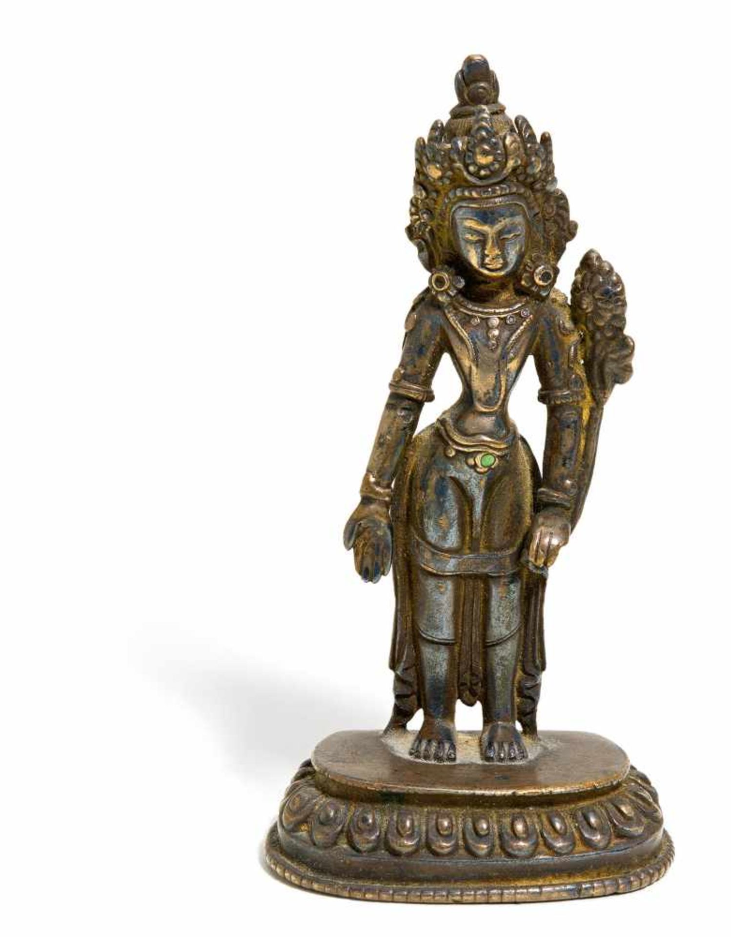 AUßERGEWÖHNLICHER STEHENDER PADMAPANI. Nepal/Tibet. Im Malla-Stil, aber wohl später. Silberbronze