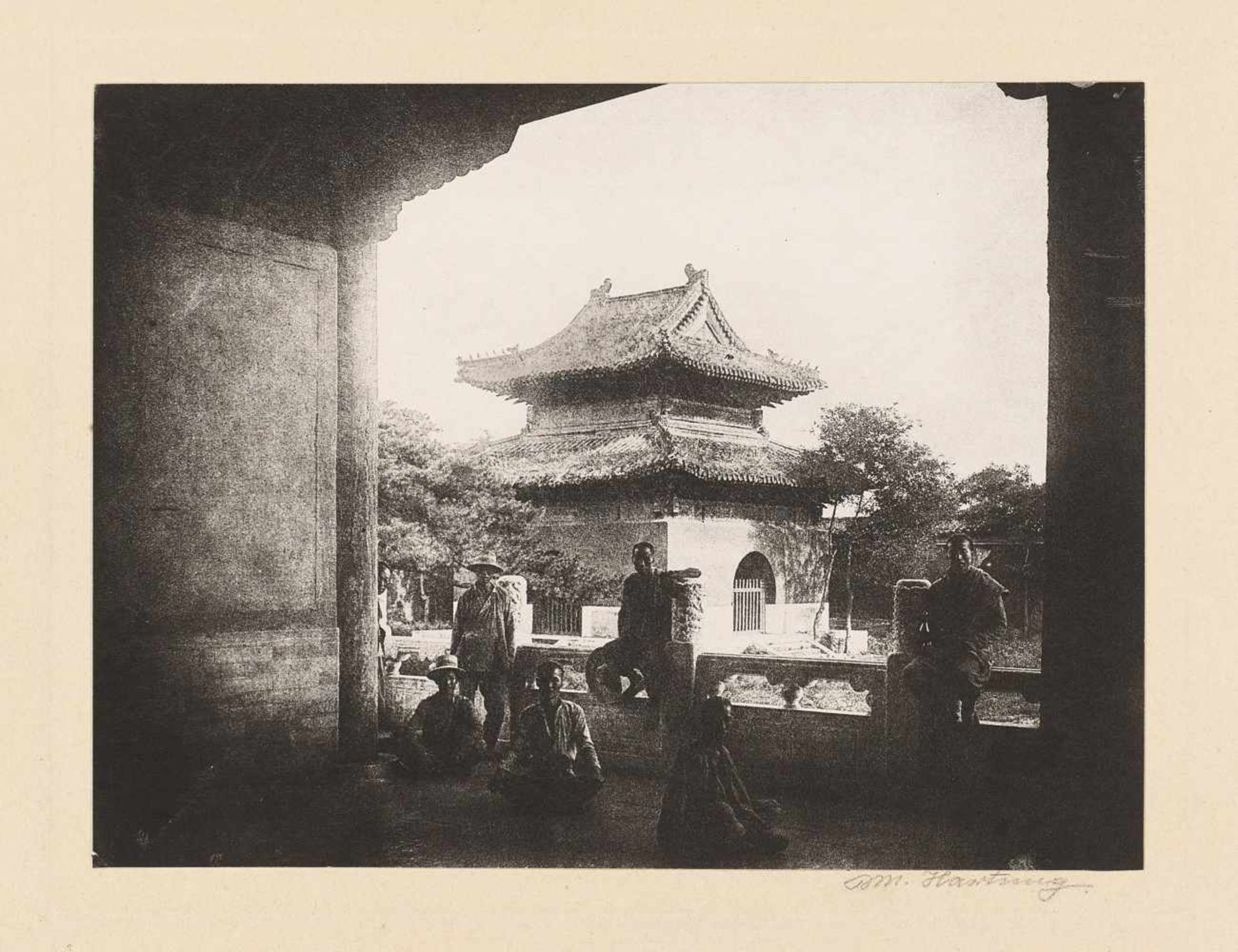 SIEBZEHN HISTORISCHE FOTOS DER VERBOTENEN STADT UND VOM SOMMERPALAST. China. Datiert 1938 auf dem - Bild 7 aus 19