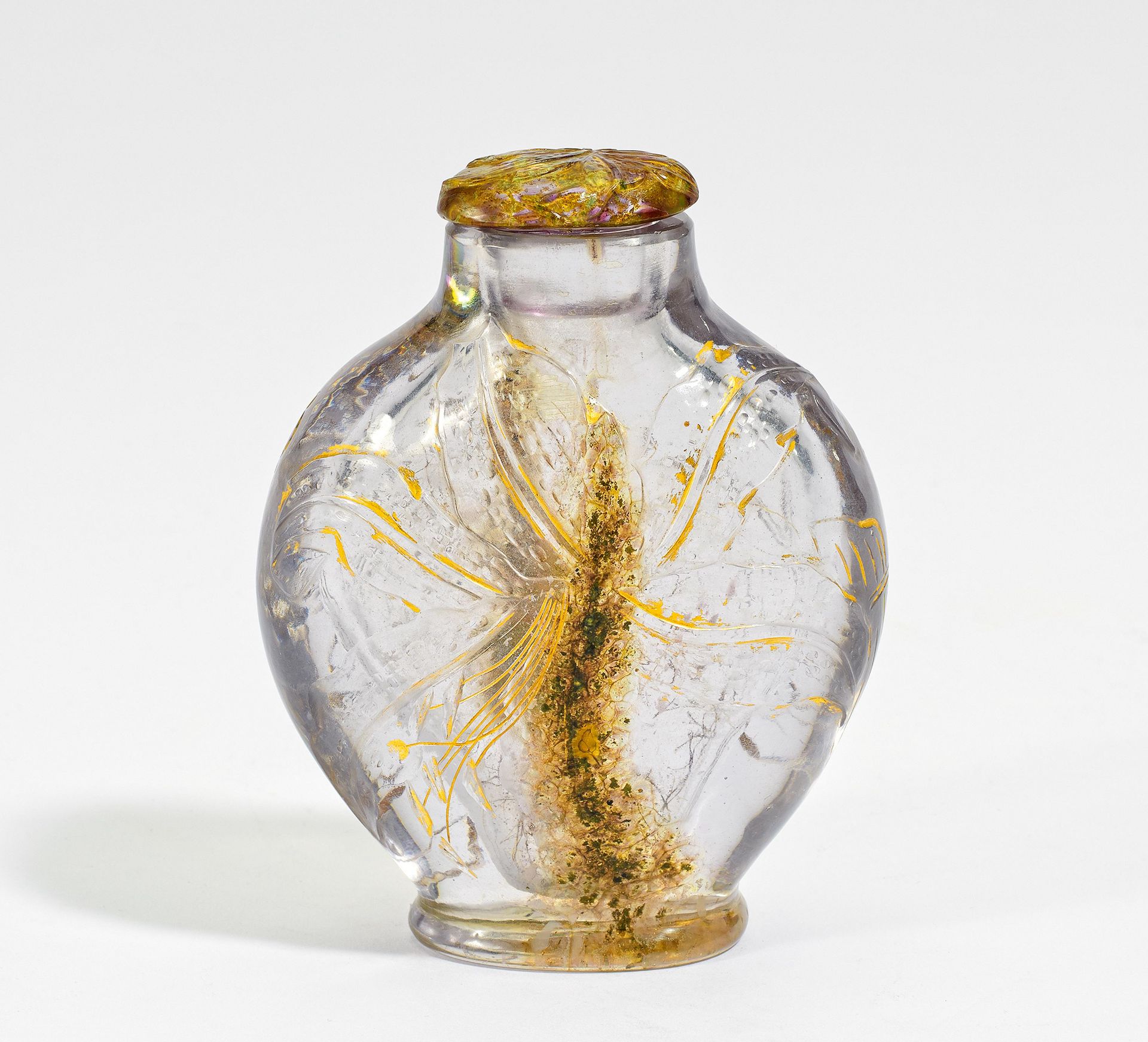 GLASS FLACON WITH LILY BLOSSOM. Gallé, Emile. Nancy. Ca. 1884. Acromatic glass with partial powder